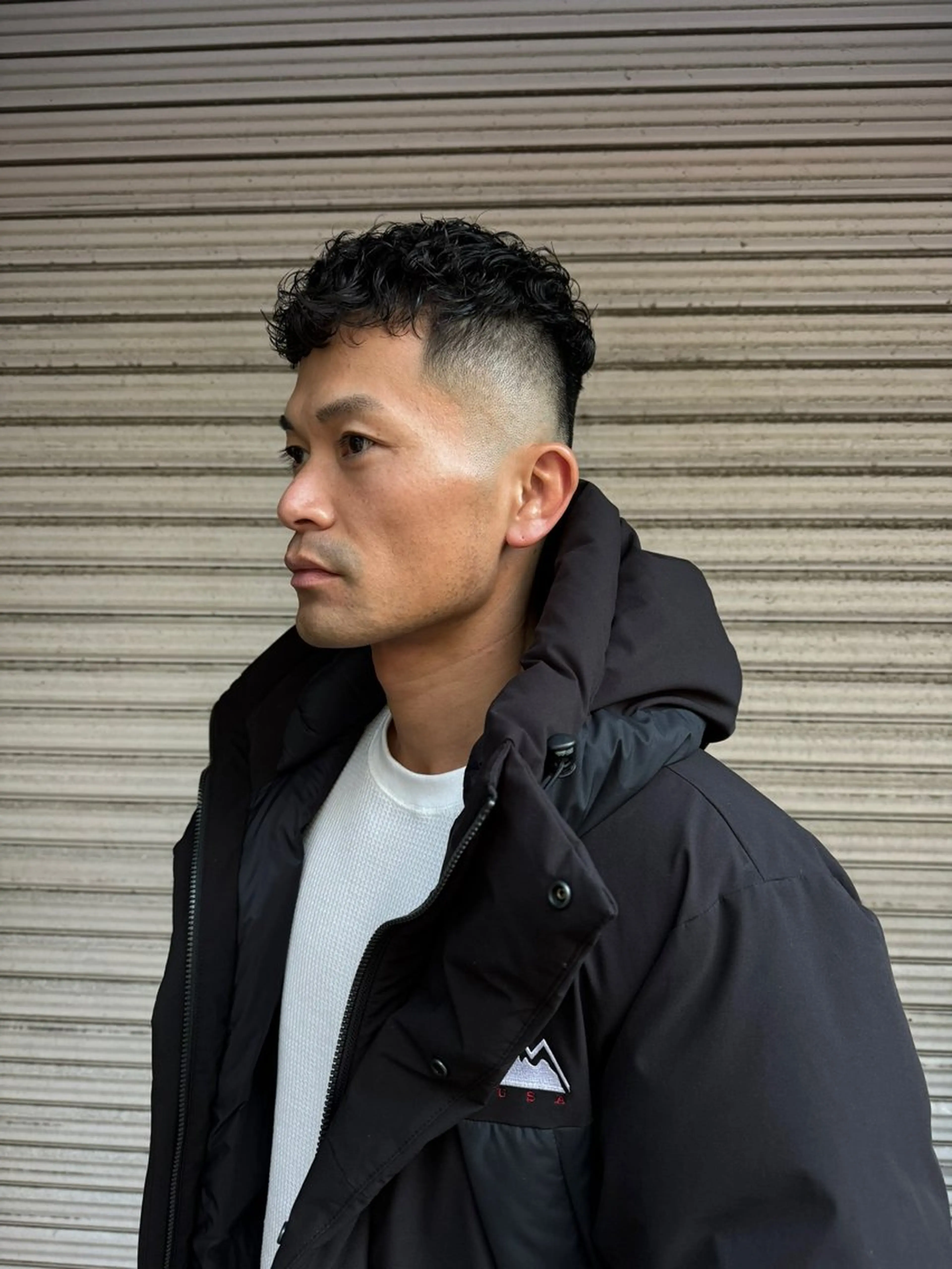 ショート パーマ メンズ フェードカット メンズパーマ スキンフェード/パー マ/須田陸斗のヘアスタイル