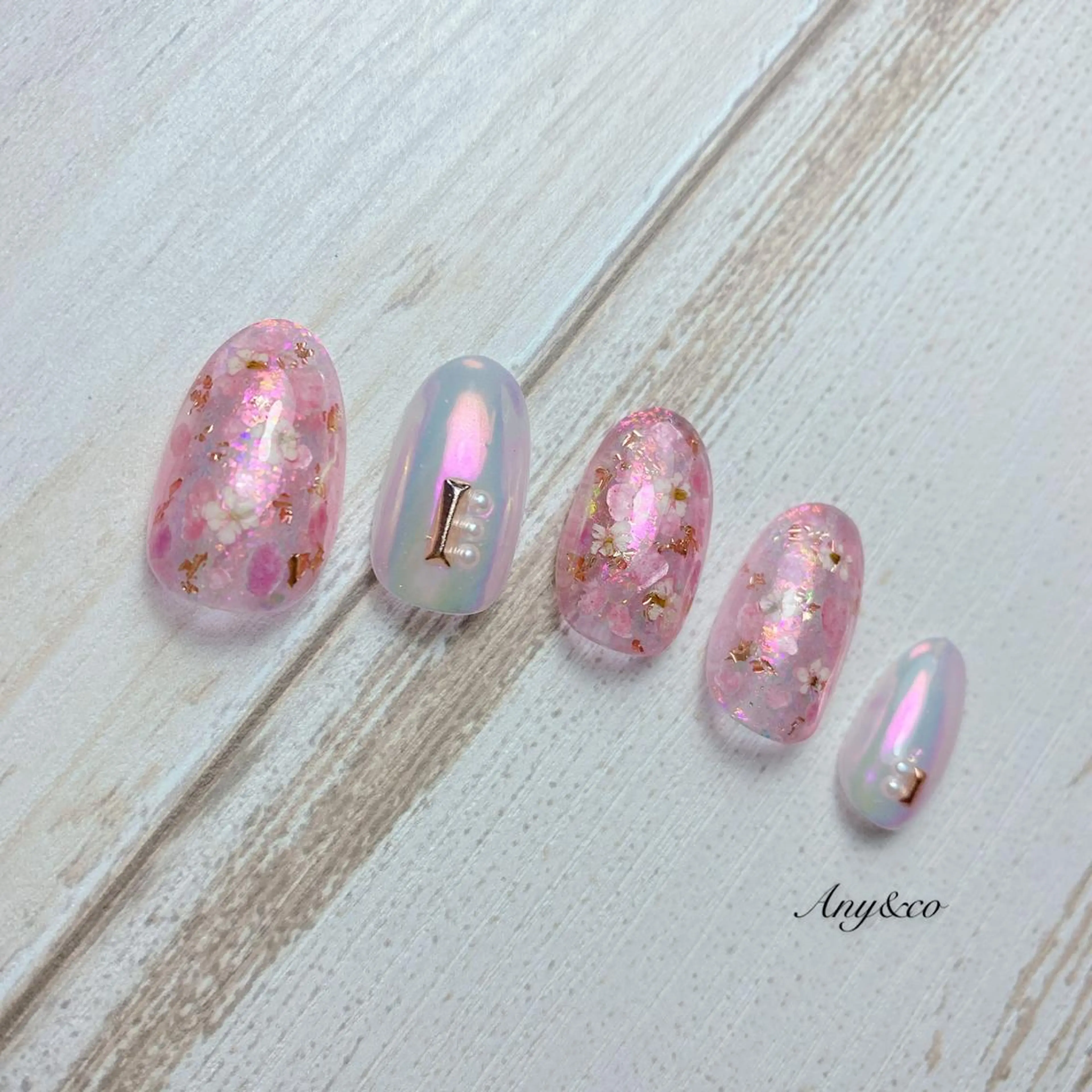 ネイル 春ネイル Any&co 【エニコ】のマツエク・マツパデザイン