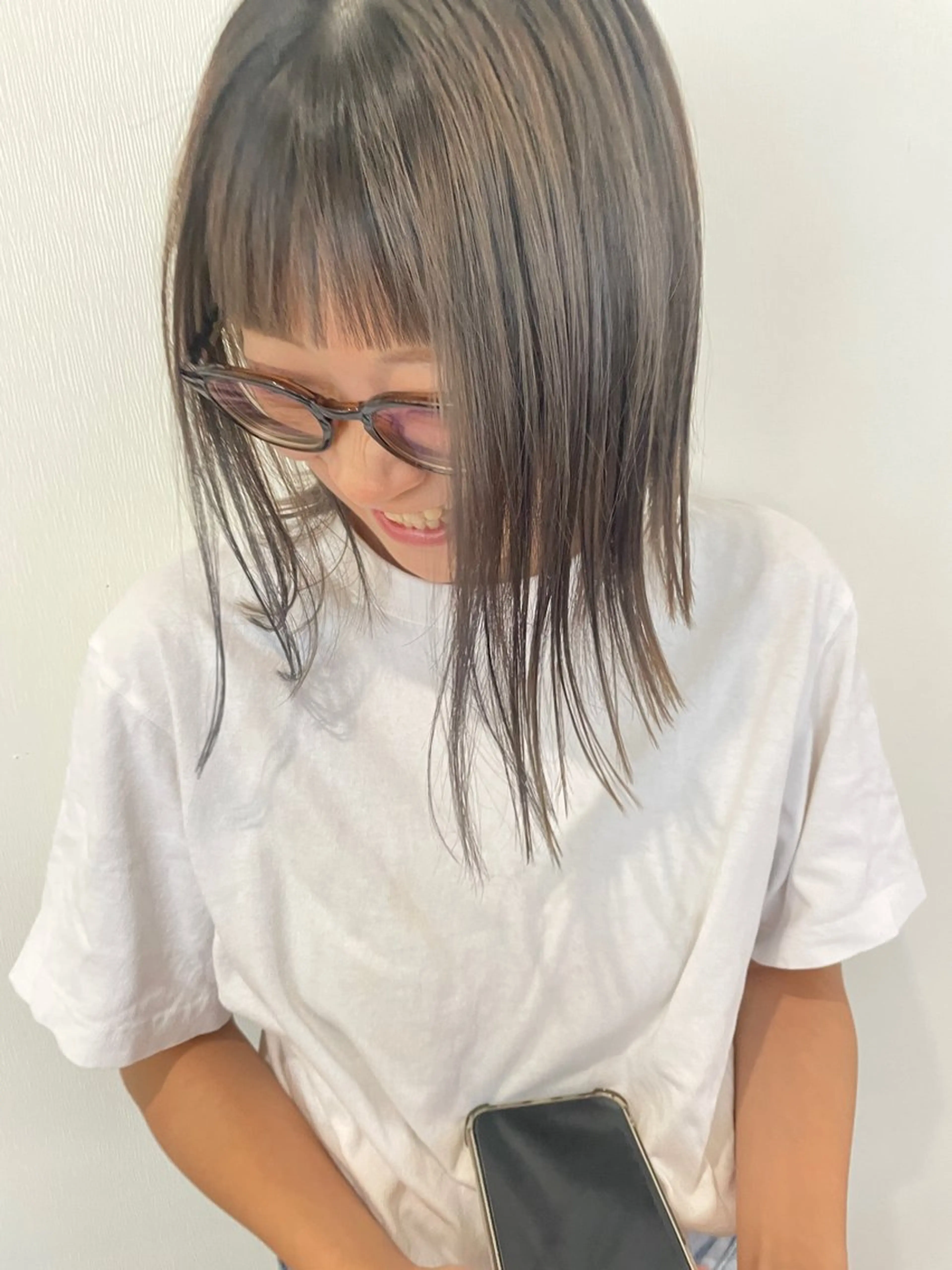 ミディアム 三浦 瑠璃のヘアスタイル