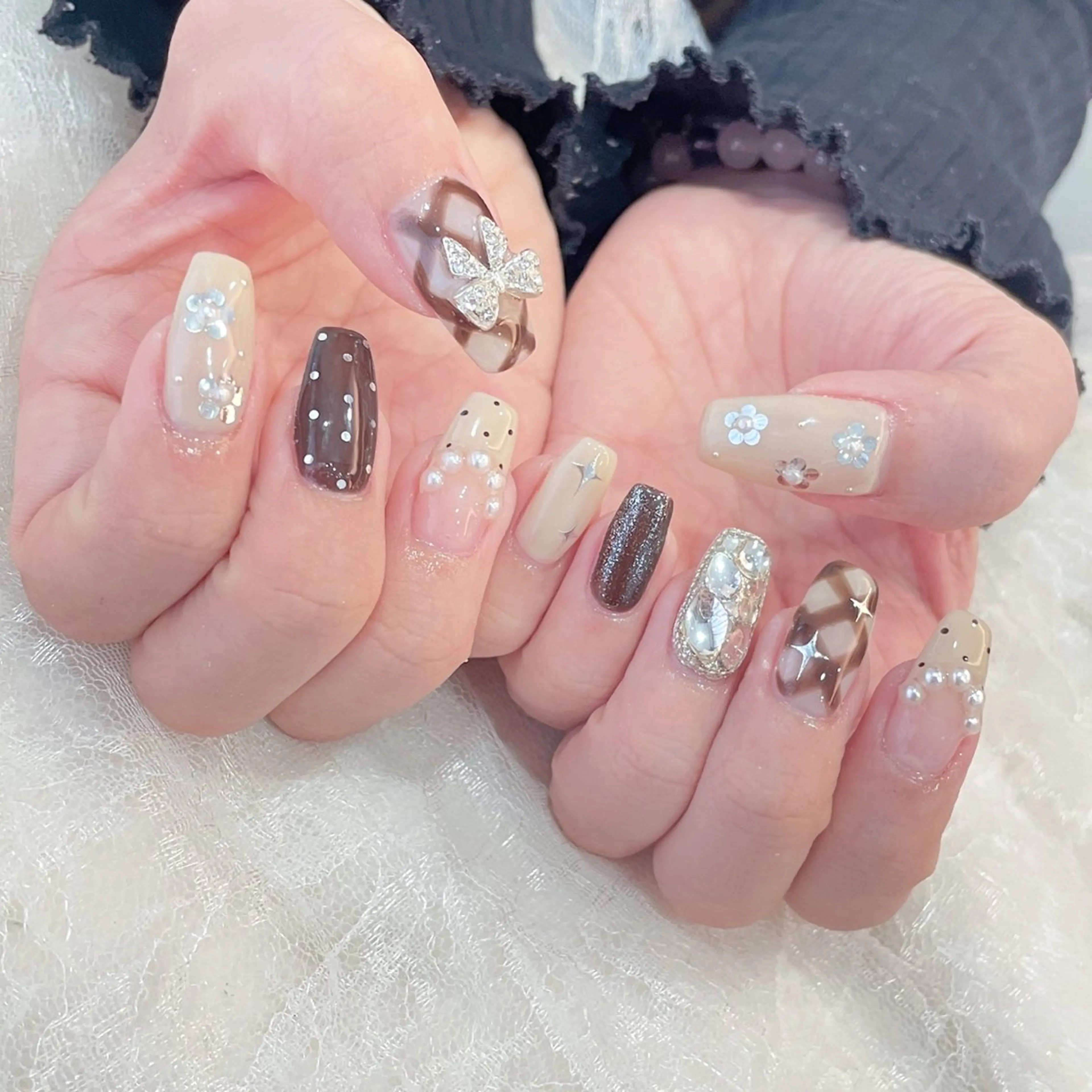 10月限定💕ハンドorフット　アートやり放題　オフケア込み　8800円の写真