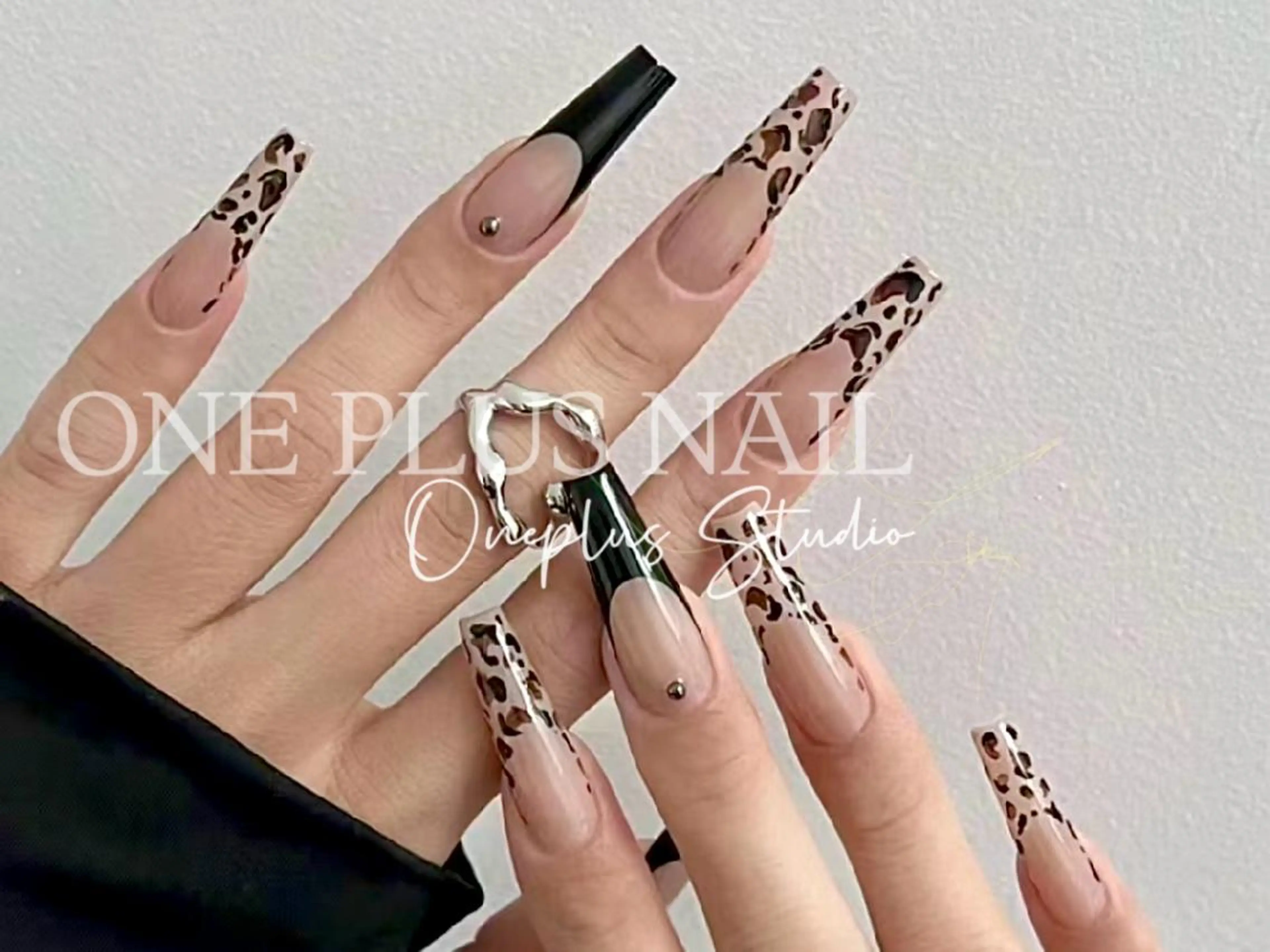 ネイル アートネイル オーロラネイル ガーリー キラキラネイル 韓国ネイル haruka 🧸のネイルデザイン