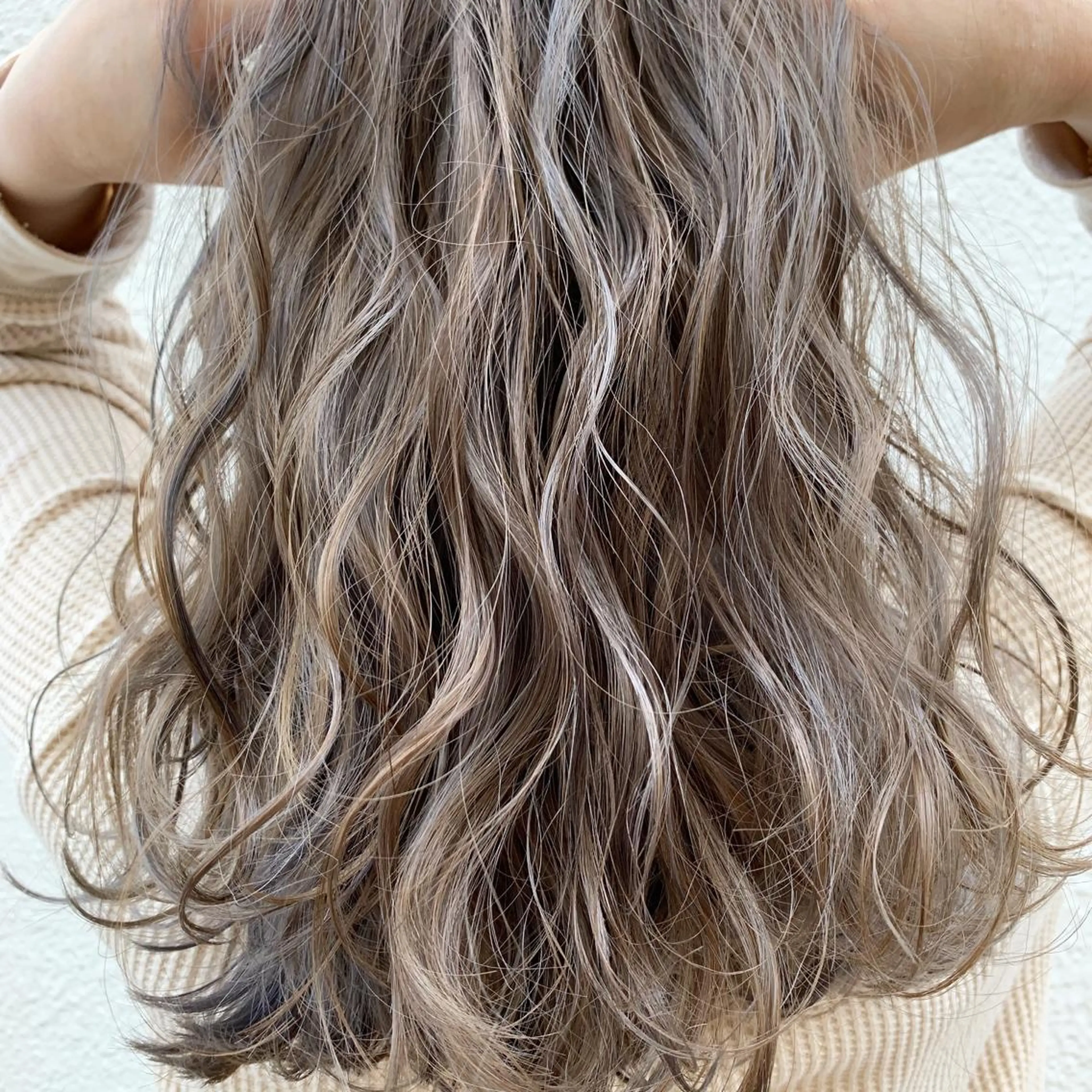 セミロング カラー flocci🌙 フロクシのヘアスタイル