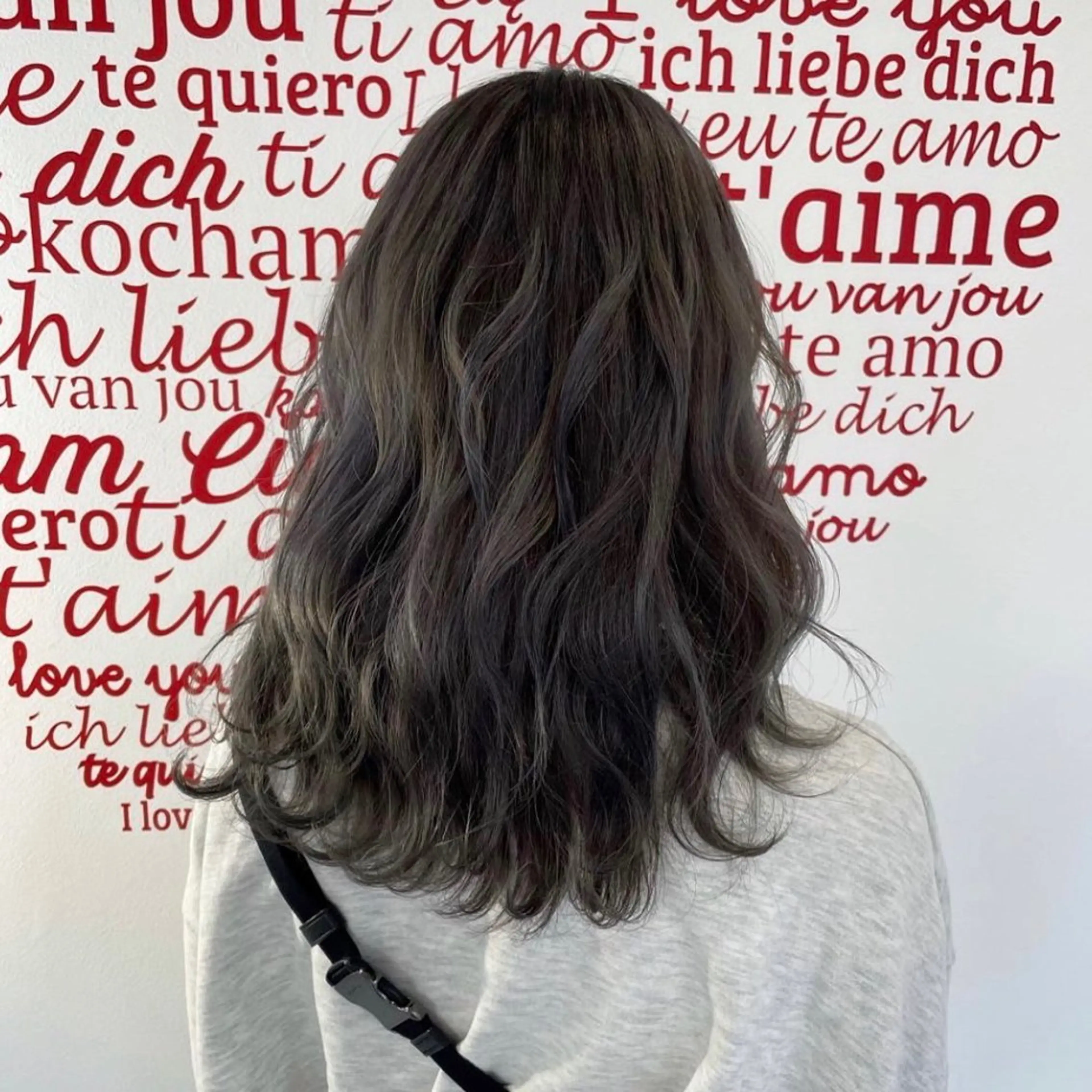 セミロング カラー ヘアアレンジ CREAPY所属・日向野 利菜のヘアスタイル