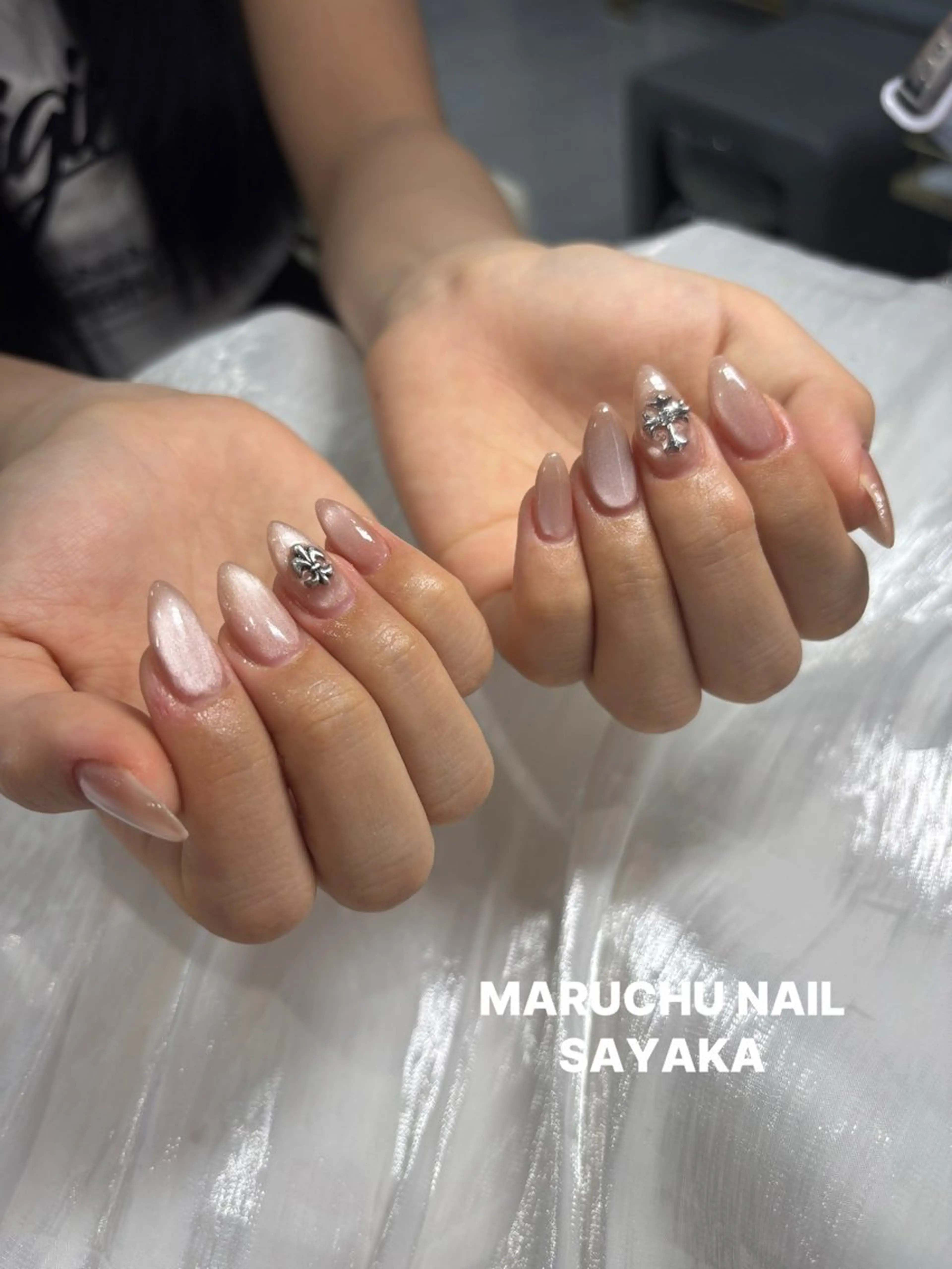 ネイル マグネットネイル マグネットワンカラー ワンカラーネイル ハンドネイル MARUCHU💋 SAYAKAのネイルデザイン