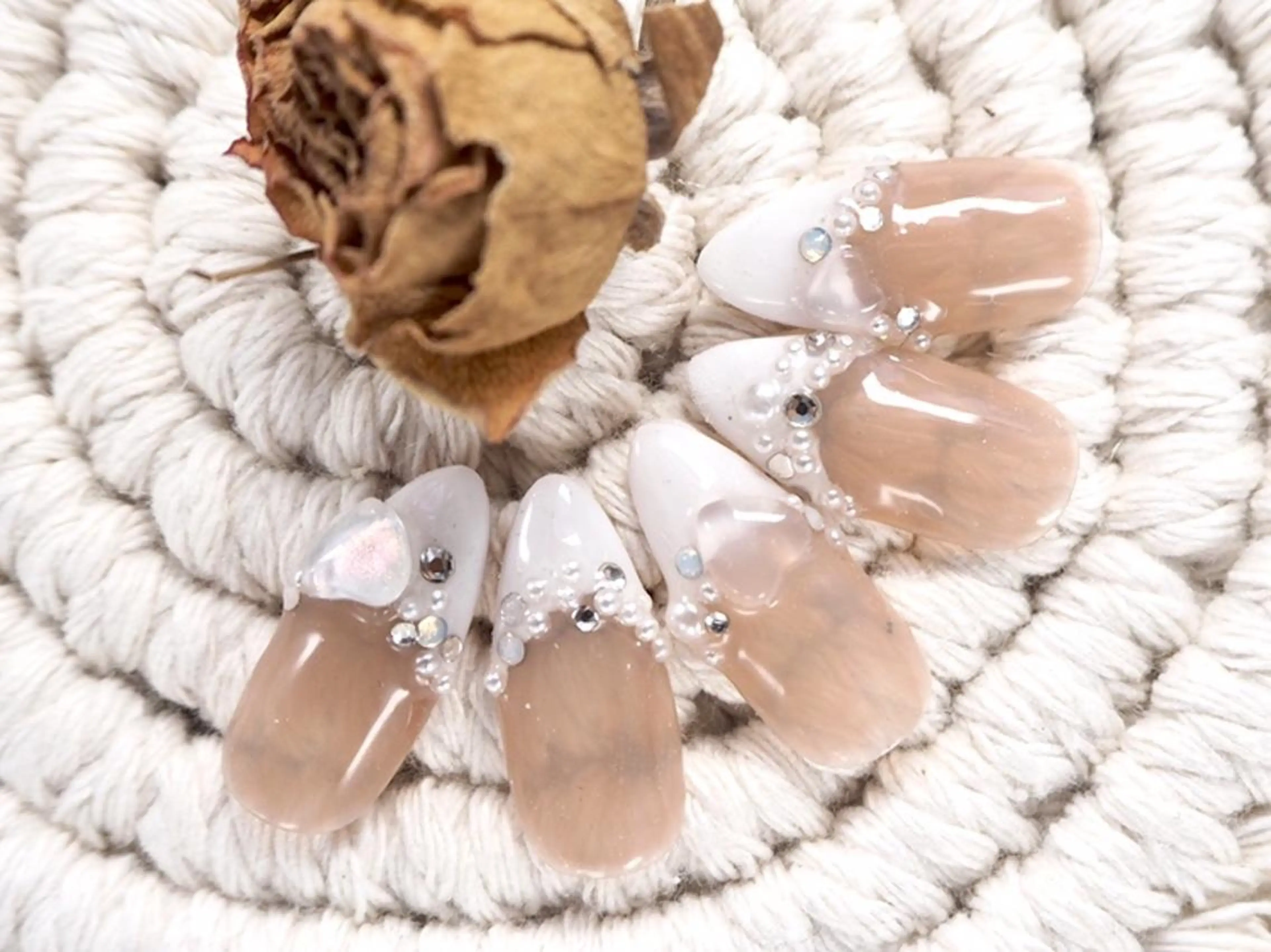 ネイル ビューティーサロン ヘゼリヒのネイルデザイン