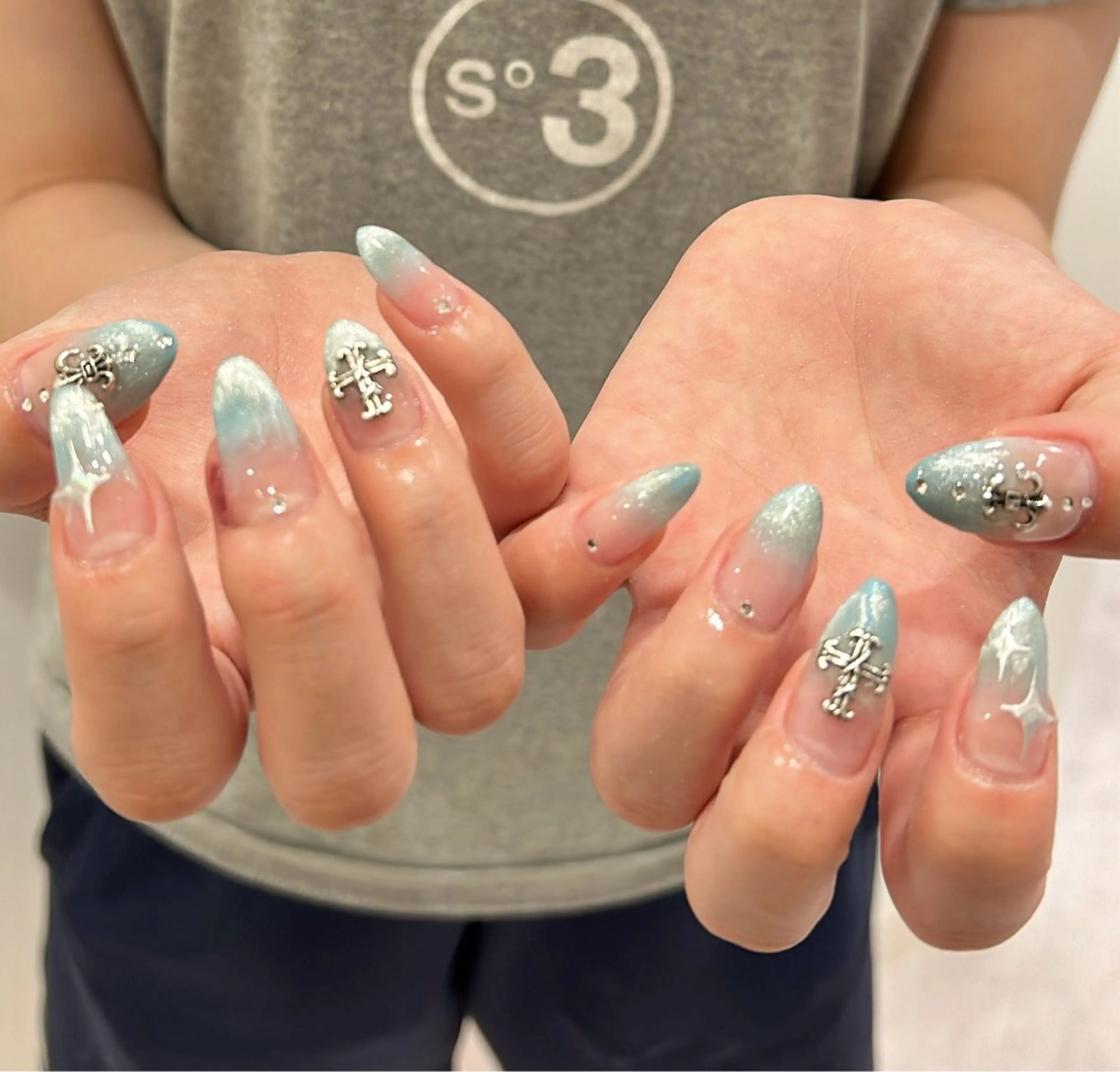 ネイル 🫧飛山琉桜/二条 ネイルアート/束感のマツエク・マツパデザイン