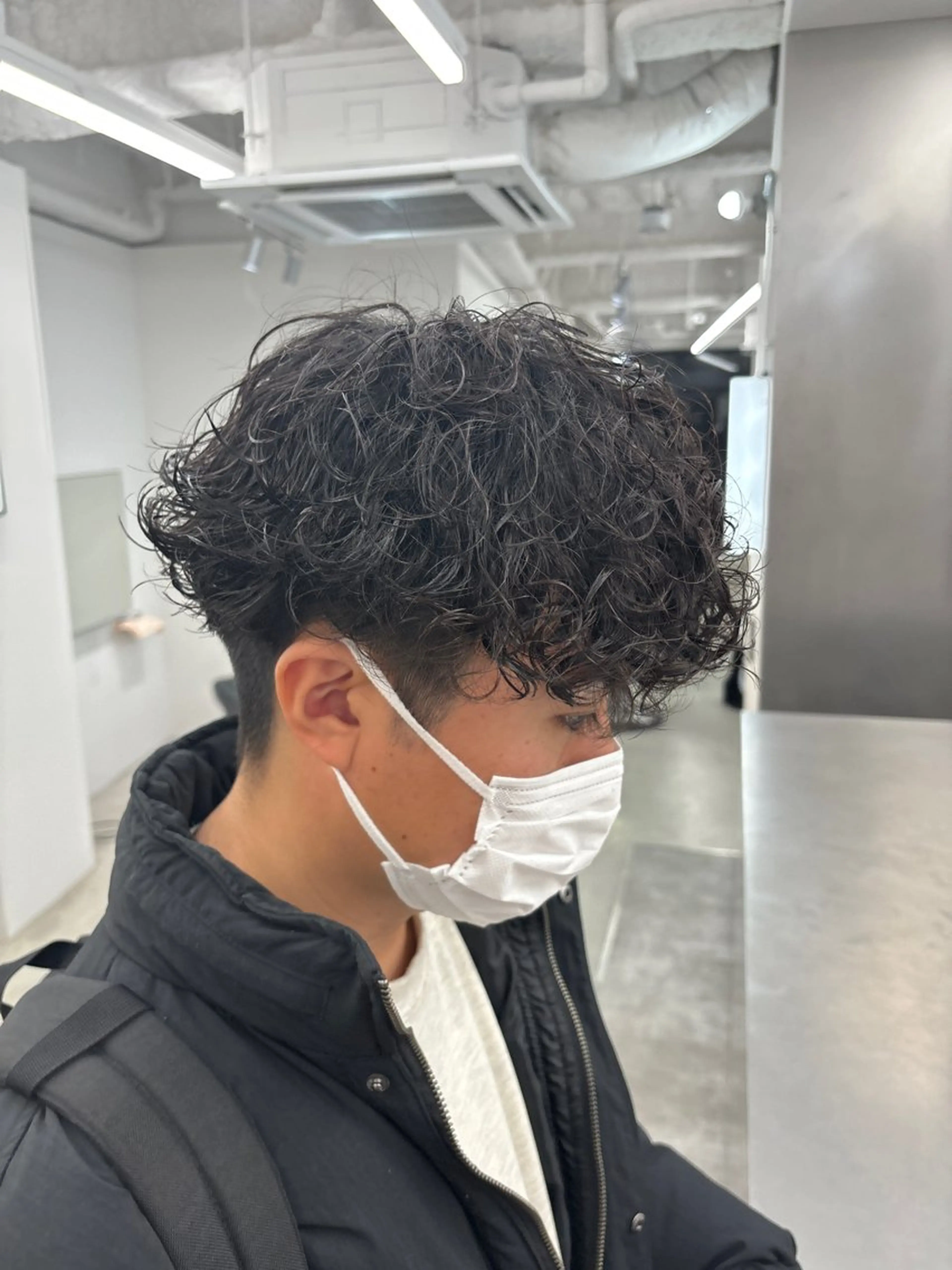 ショート パーマ職人DAIKI ツイスパ/波巻きのヘアスタイル