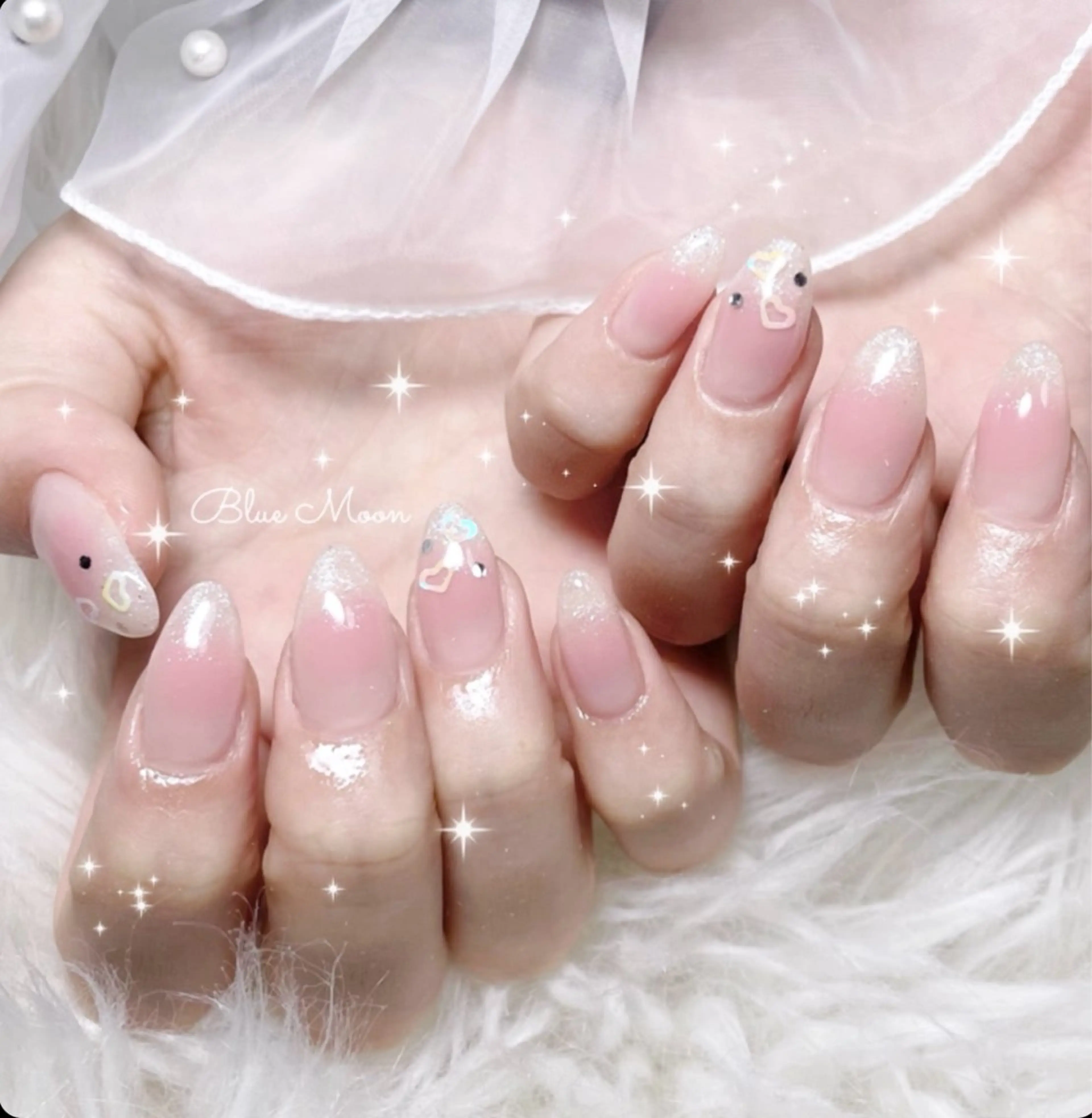 ネイル ハンドネイル フットネイル ハンドケア nail salon Blue Moonのネイルデザイン