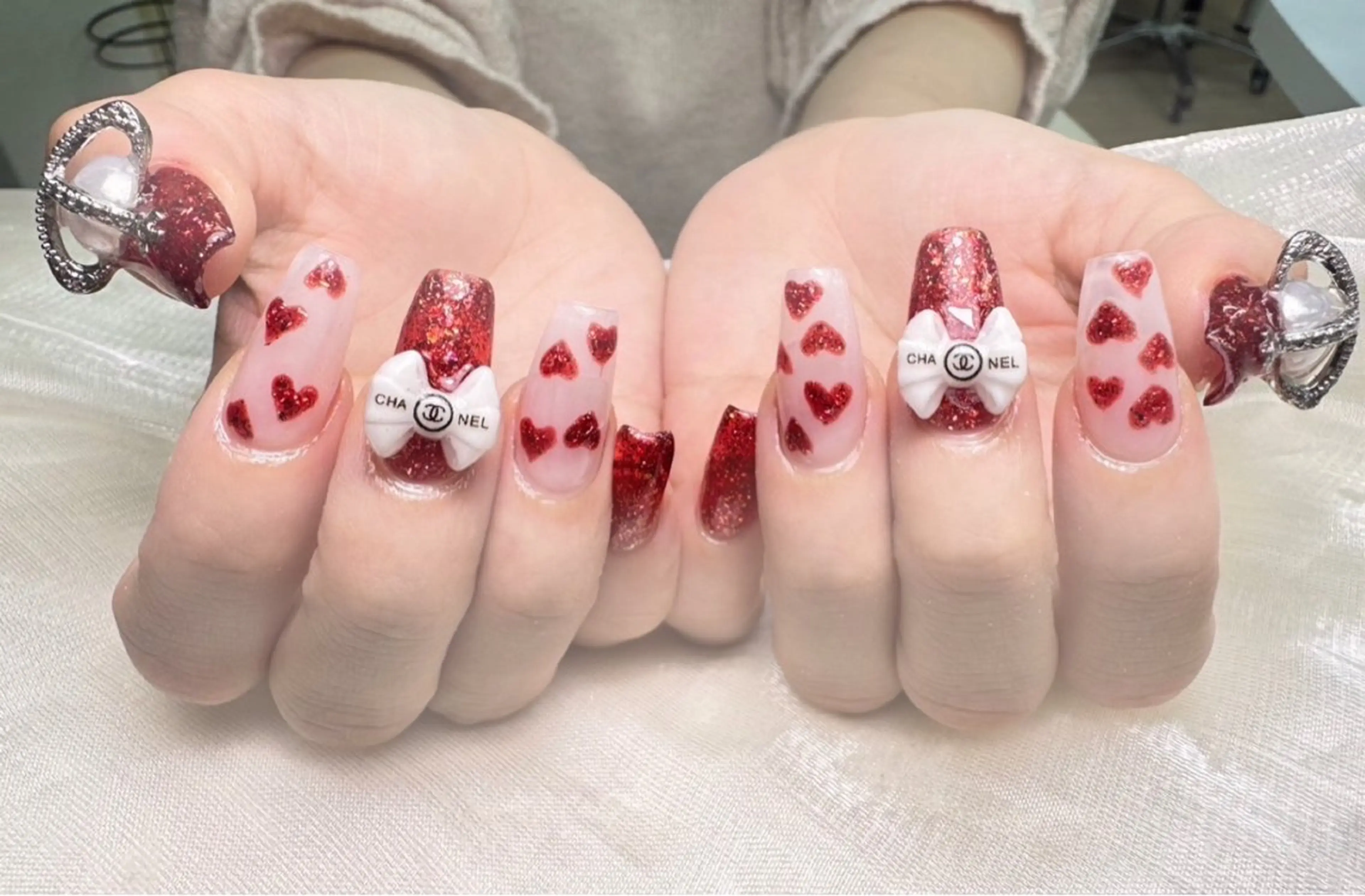 ネイル lucky nail 歌舞伎町のネイルデザイン