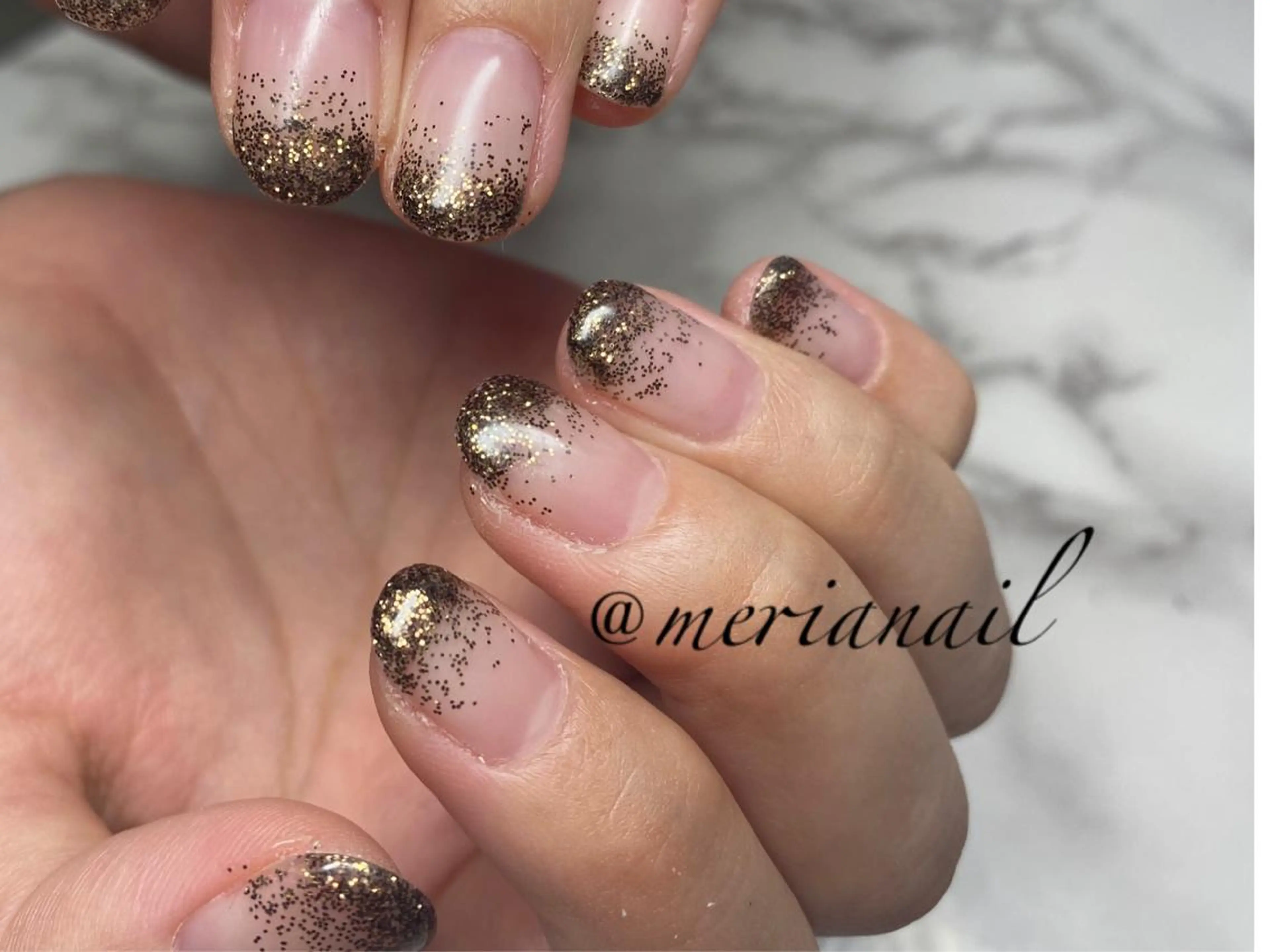 ショート ネイル グラデーション ハンドネイル INFINITY所属・INFINITY nailのネイルデザイン