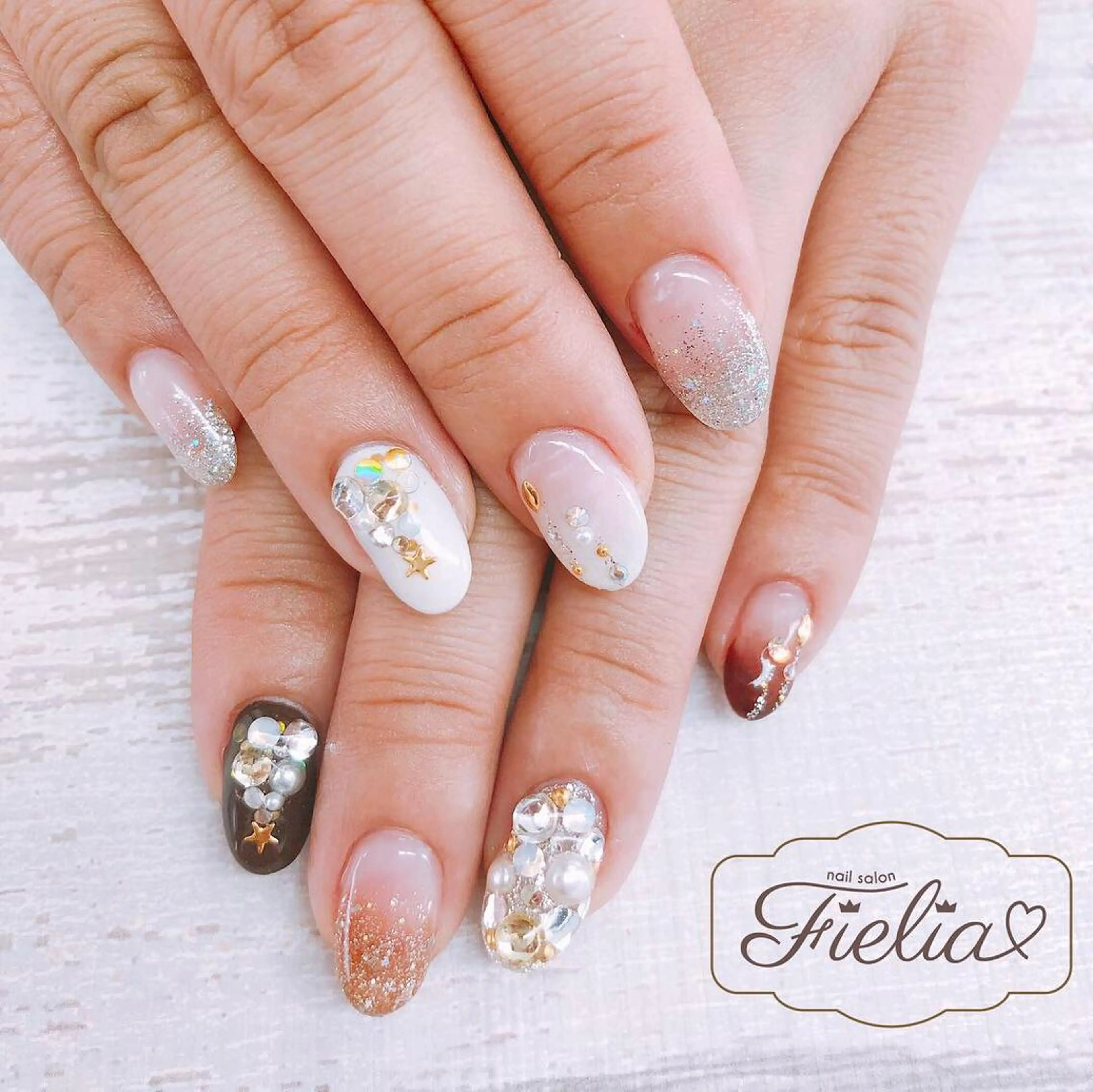 ネイル ハンドネイル Fielia momoのネイルデザイン