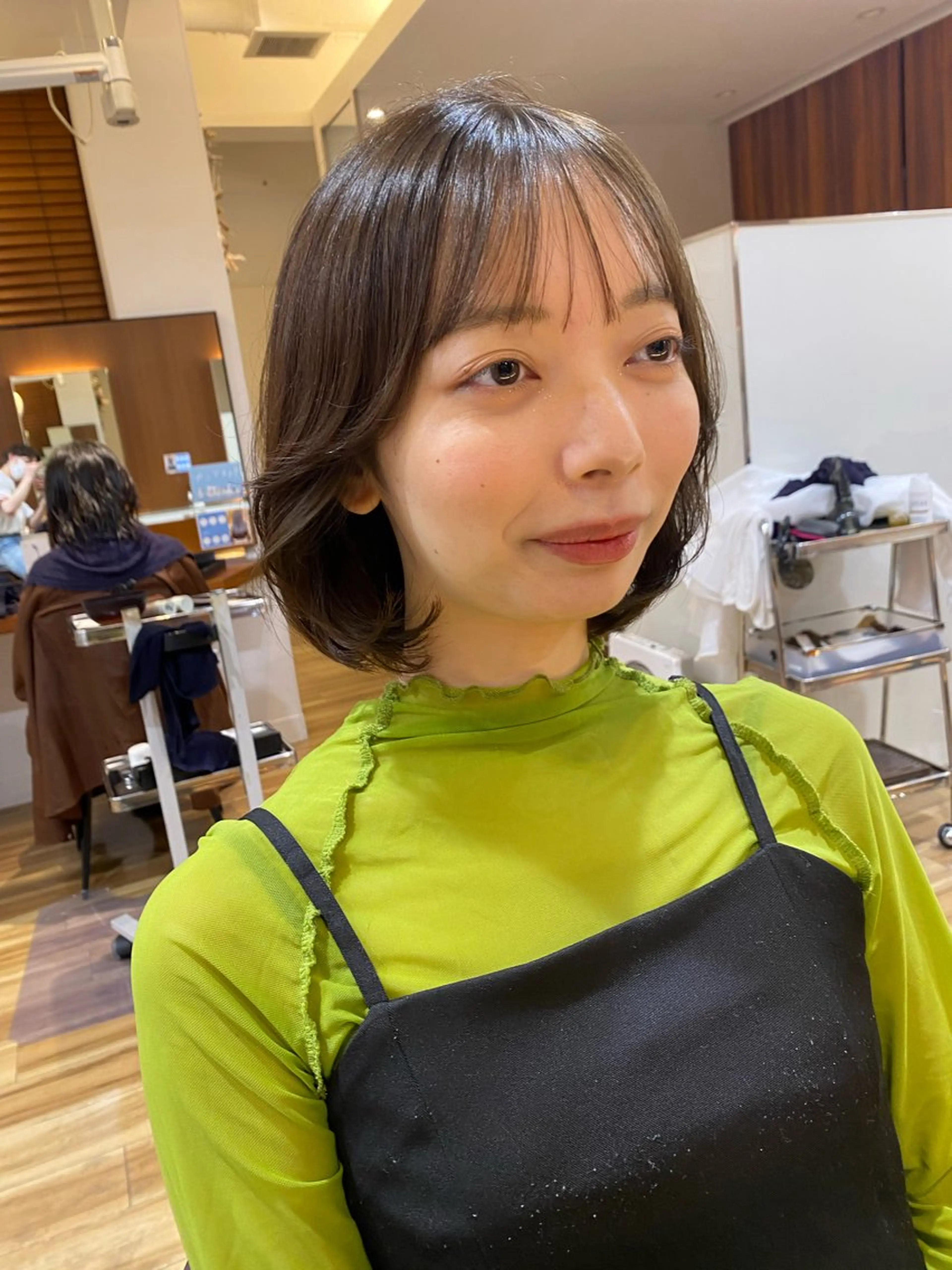 ショート カラー カット ヘアカラー レイヤーカット /透明感/千葉怜寿のヘアスタイル