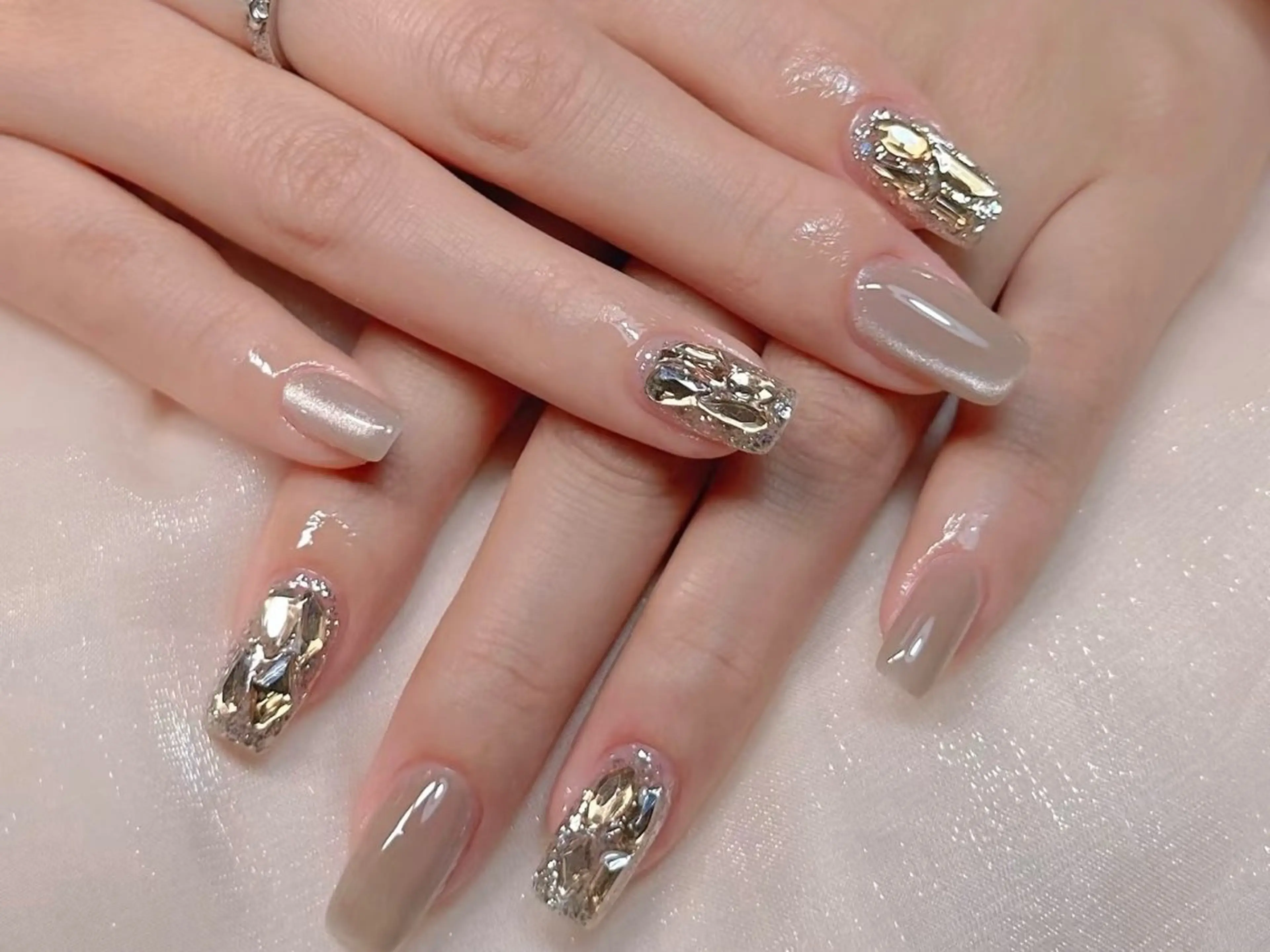 ネイル 韓国ネイル マグネットネイル 持ち込み スカルプネイル ワンホンネイル ハンドネイル ハンドケア Speraネイル 大宮店🎀のネイルデザイン