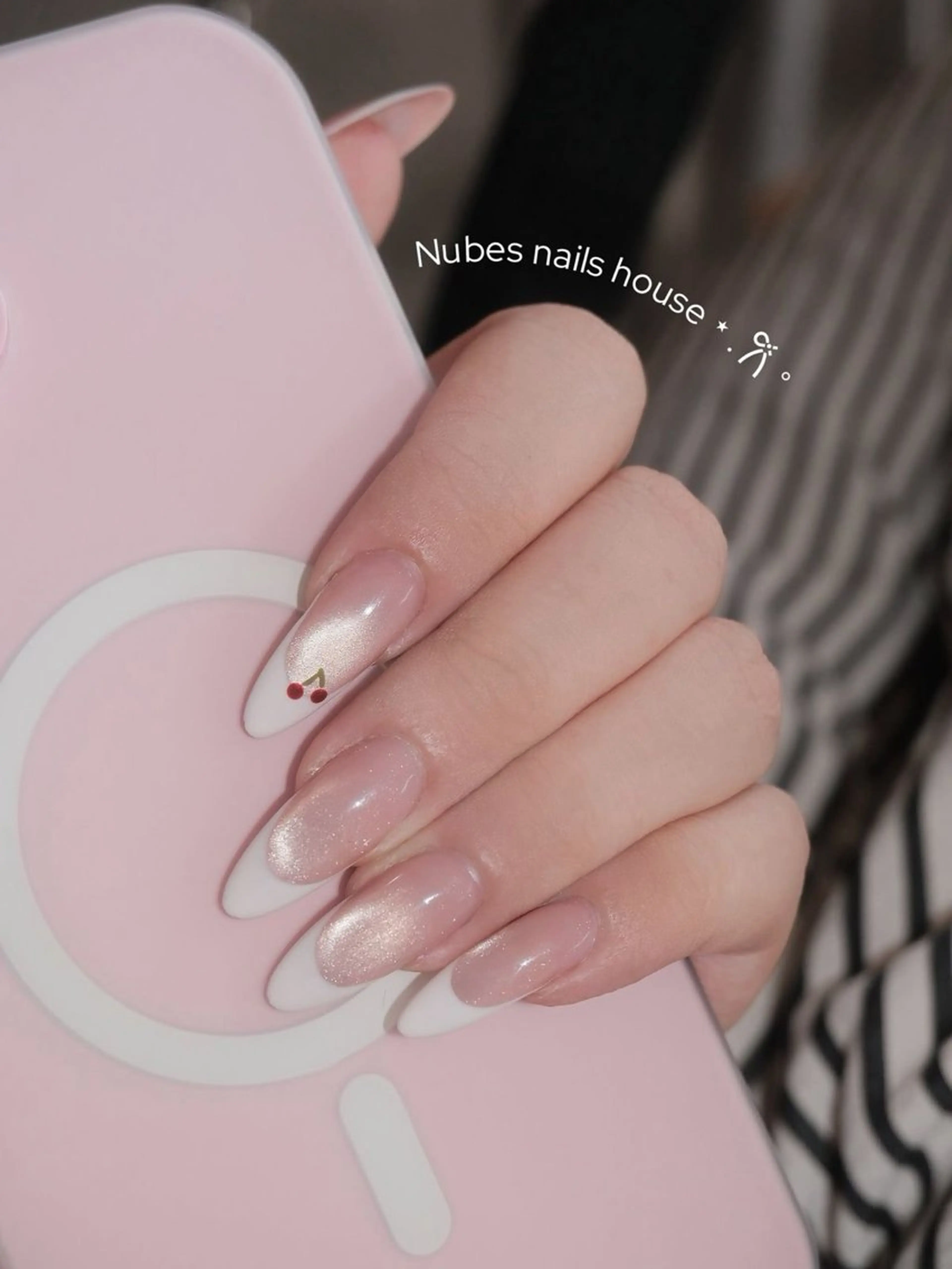 ネイル フレンチネイル キラキラネイル 韓国ネイル シンプルネイル ワンホンネイル ハンドネイル MEI Nailのネイルデザイン