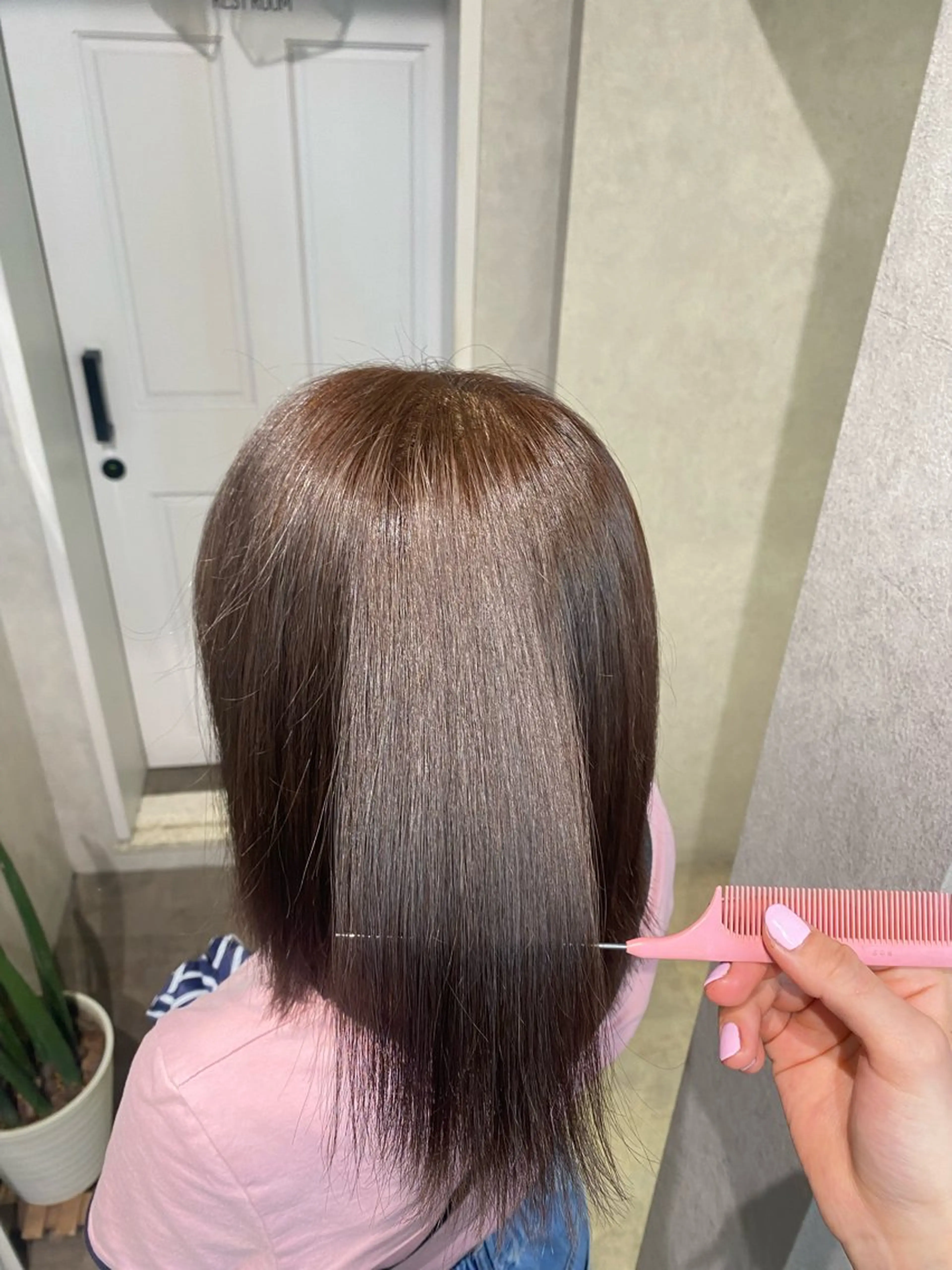 ミディアム カラー ブラウンカラー トリートメント ヘアカラー トリートメント 派手髪ハイトーン💛 ネイル💅まりなのヘアスタイル