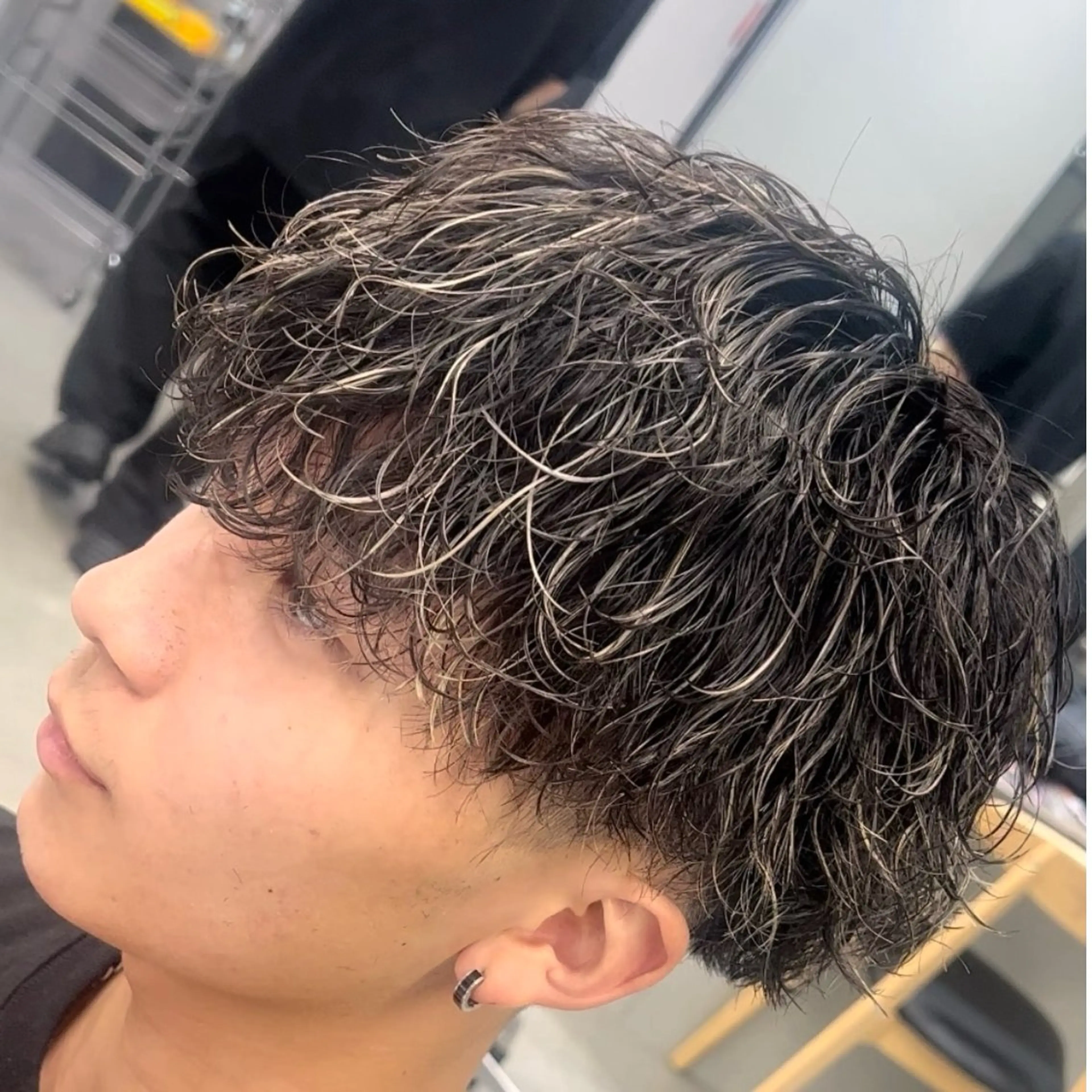 ミディアム カラー ヘアアレンジ メンズ fifth Tokyo所属・fifth 石川 凪のヘアスタイル