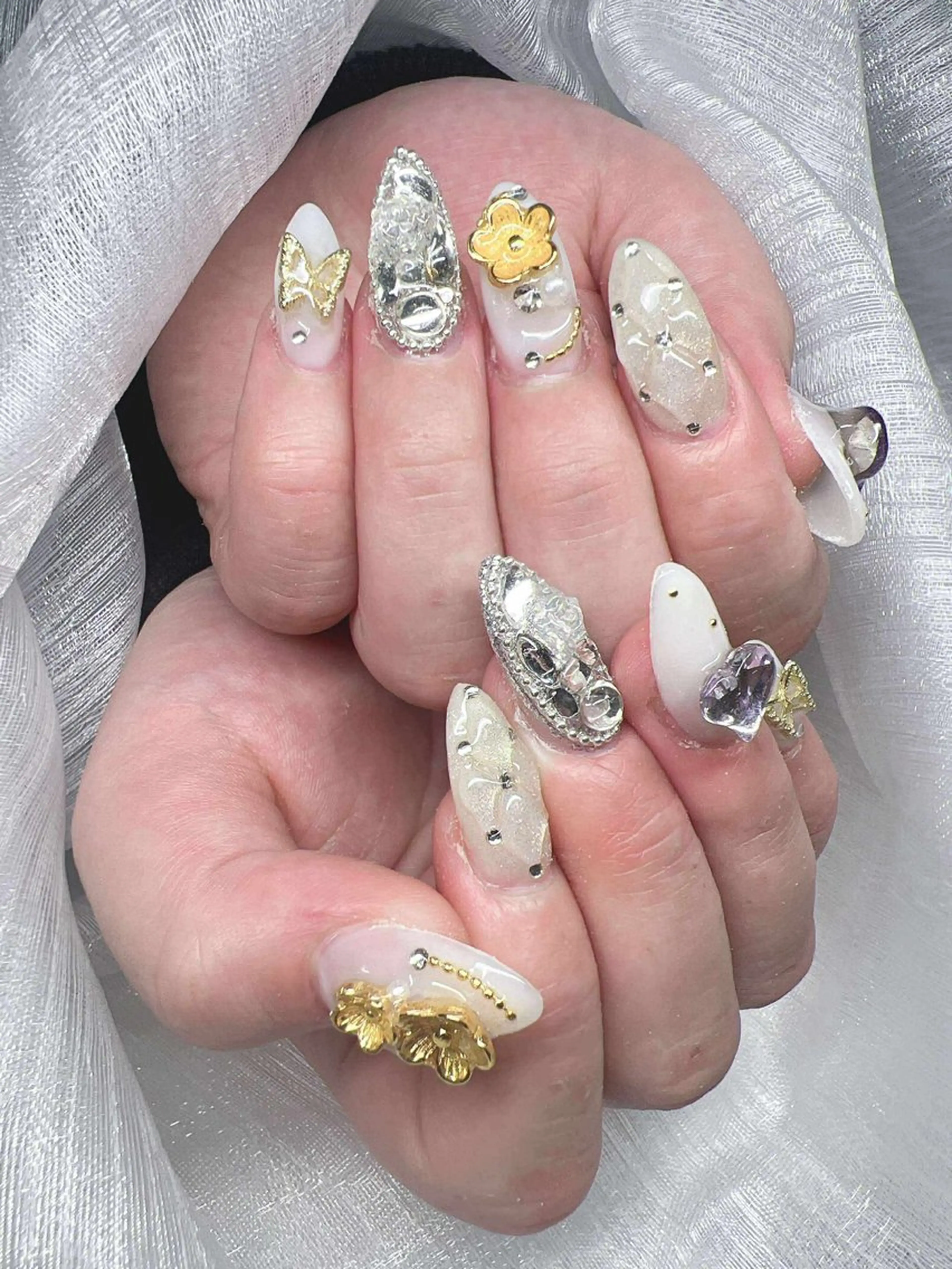ネイル ハンドネイル Lee Nailsのネイルデザイン