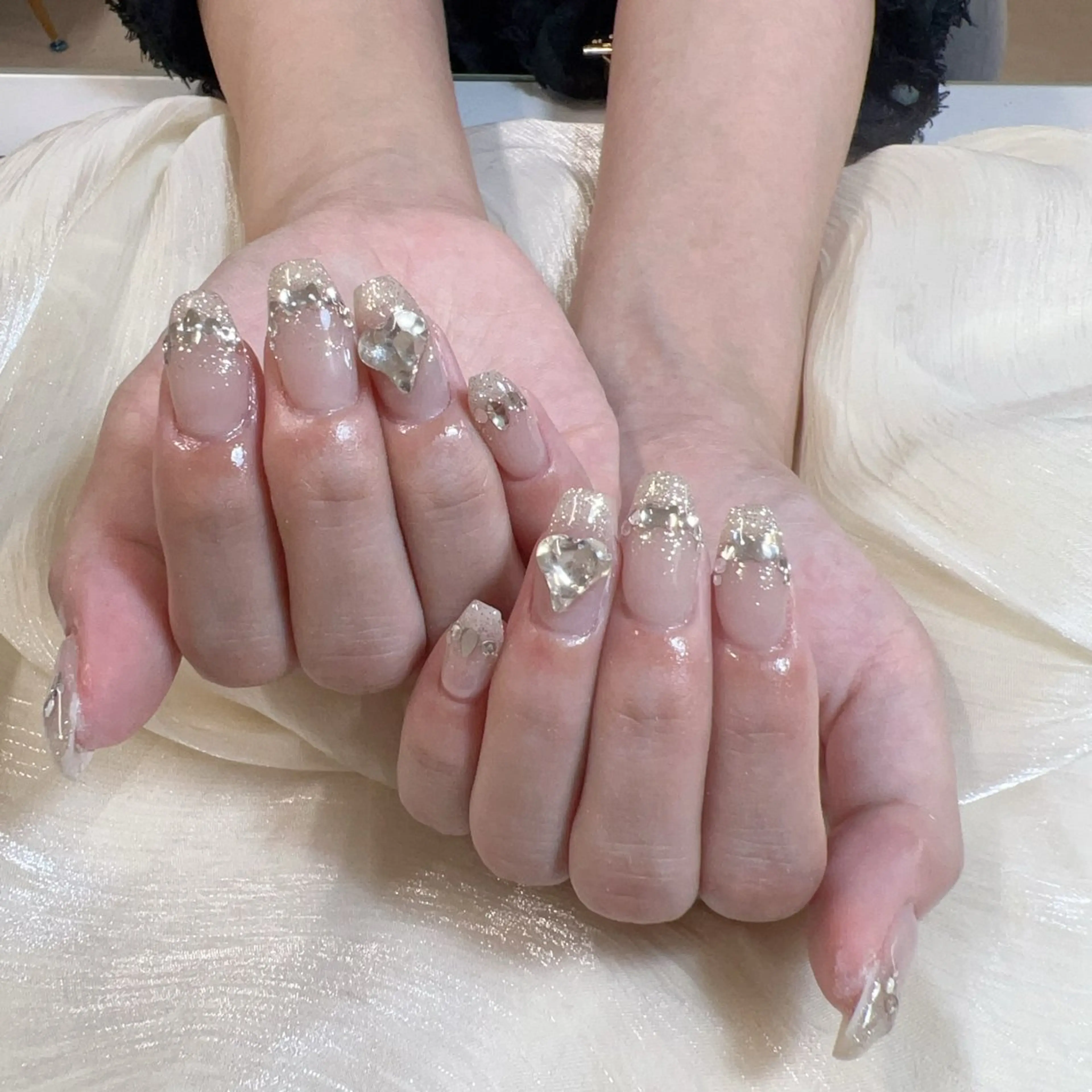 ネイル ハンドネイル 🎀nana🫧 ワンホンネイル🎀のネイルデザイン