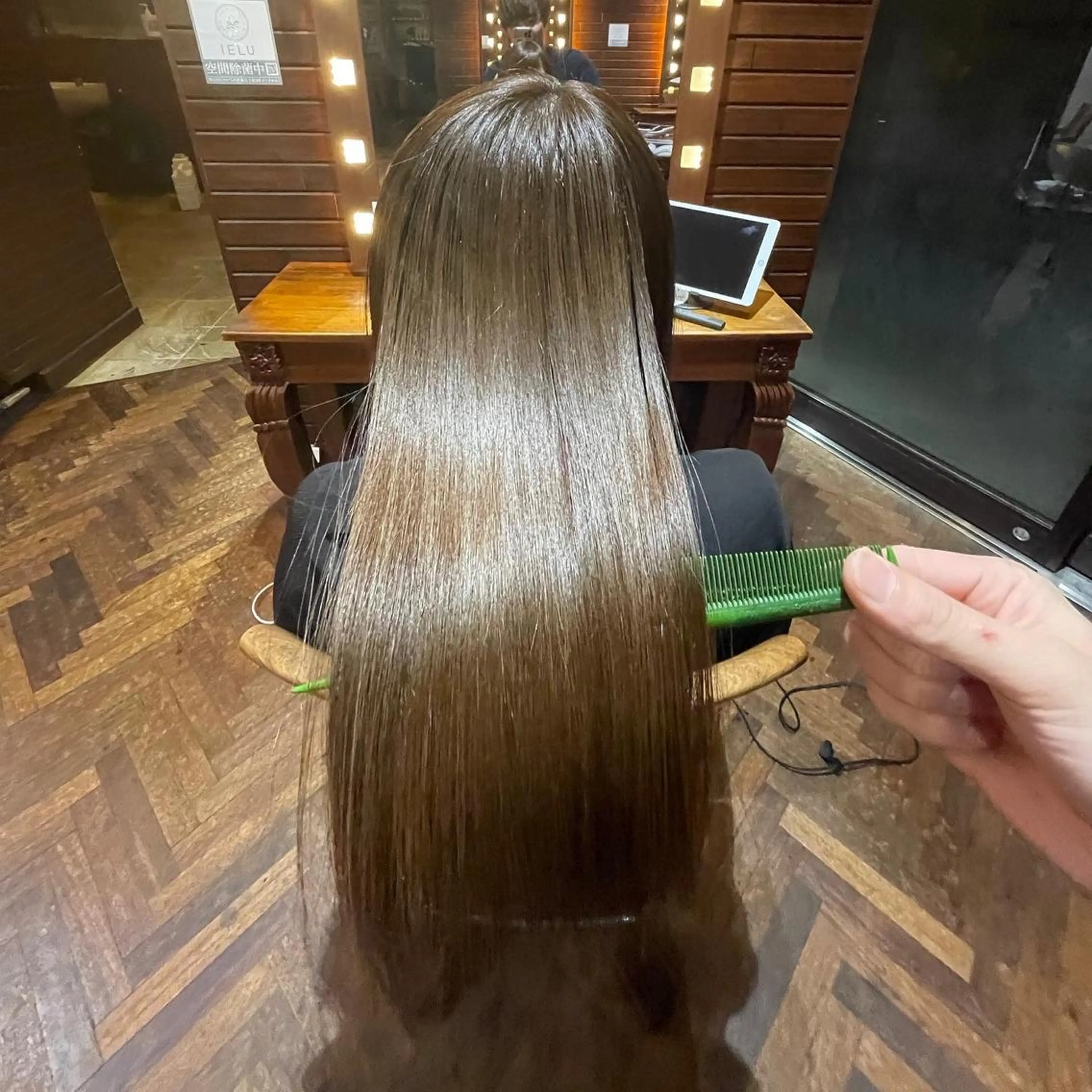 セミロング stylist YUTOのヘアスタイル