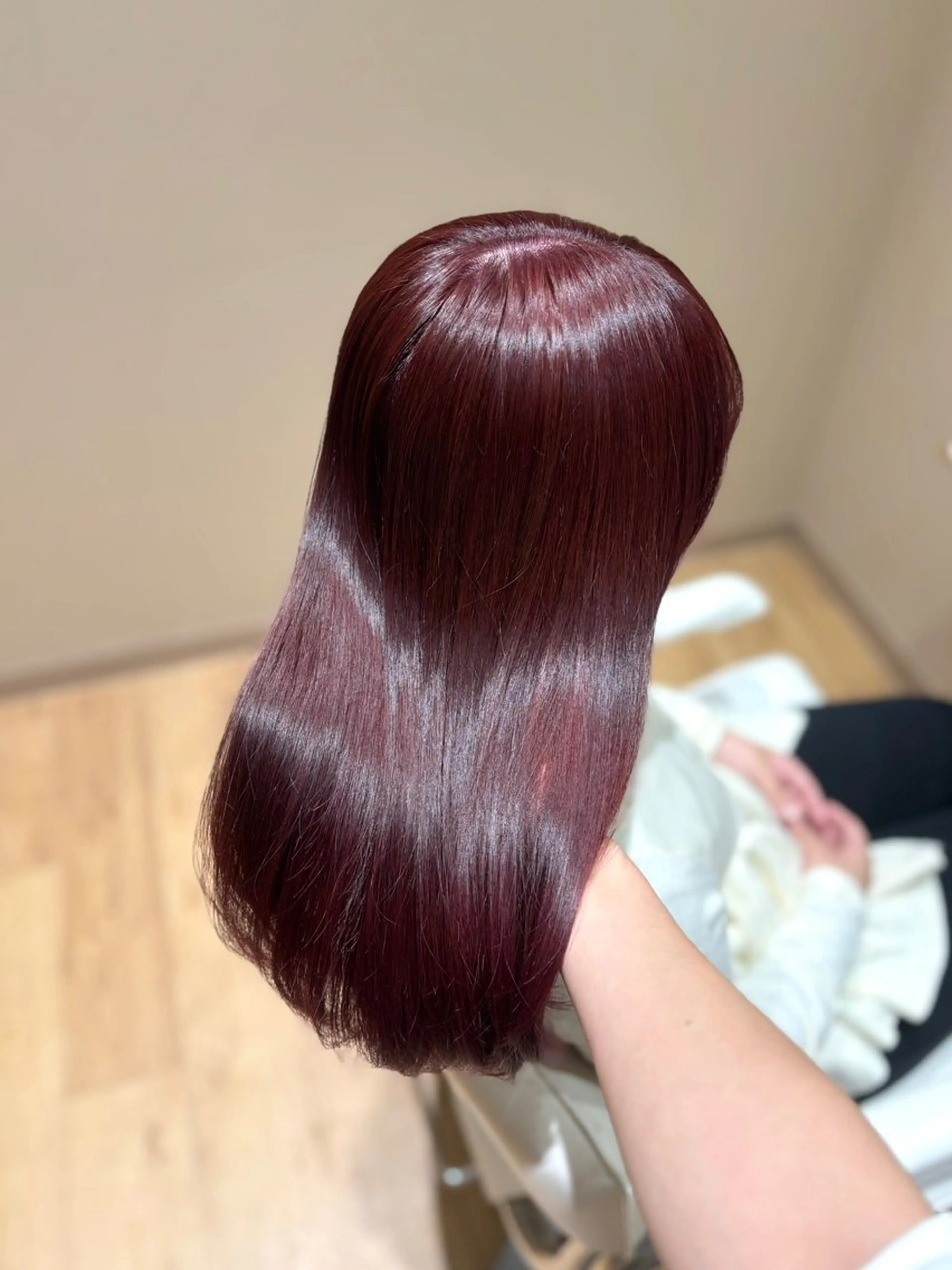ロング カラー ブリーチ ブリーチなしカラー ヘアカラー トリートメント miwa♡暖色カラー 盛れる顔周り.ヘアメのヘアスタイル