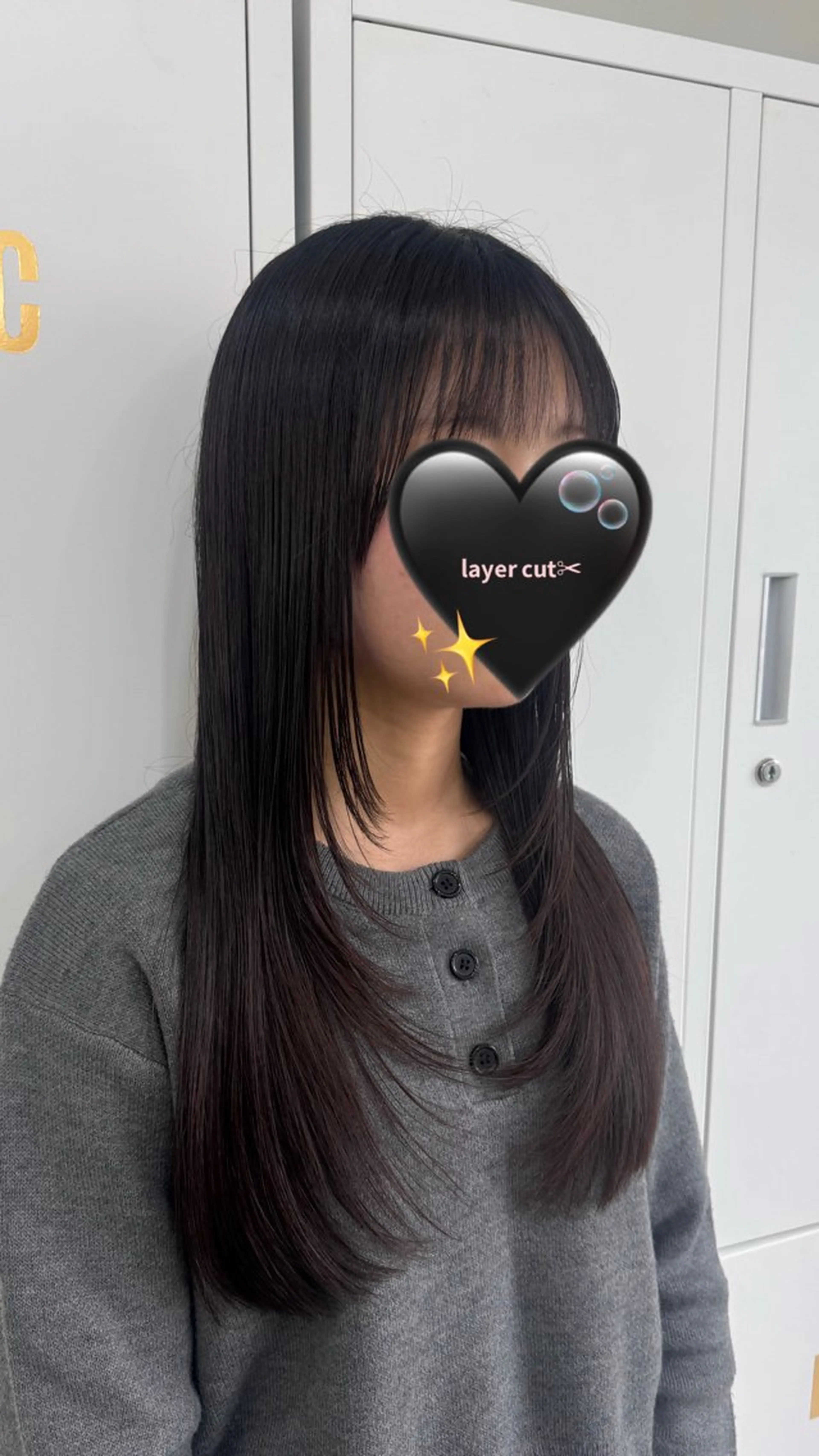 ロング カット Angelica Hinaのヘアスタイル