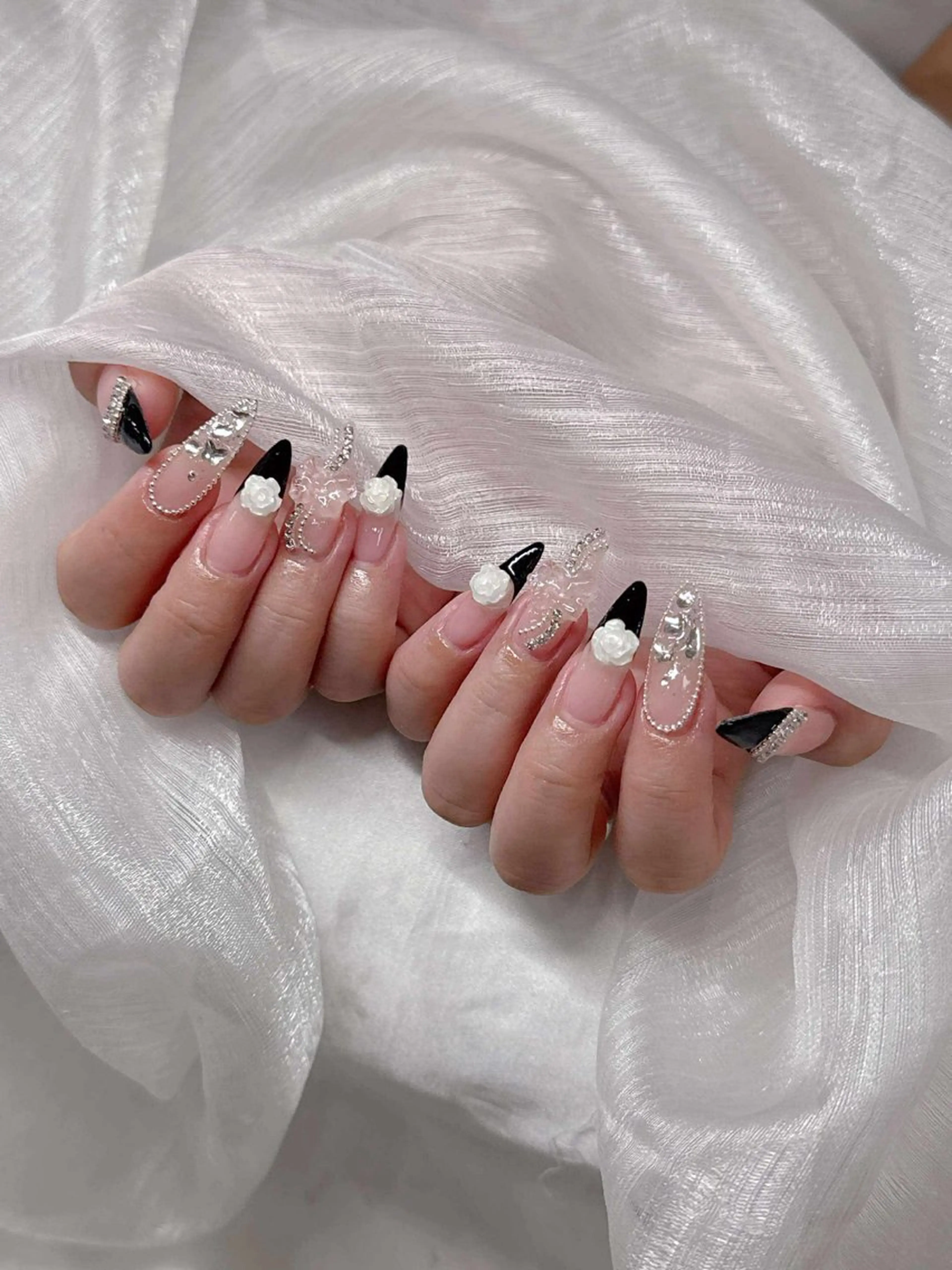 ネイル ハンドネイル Lee Nailsのネイルデザイン