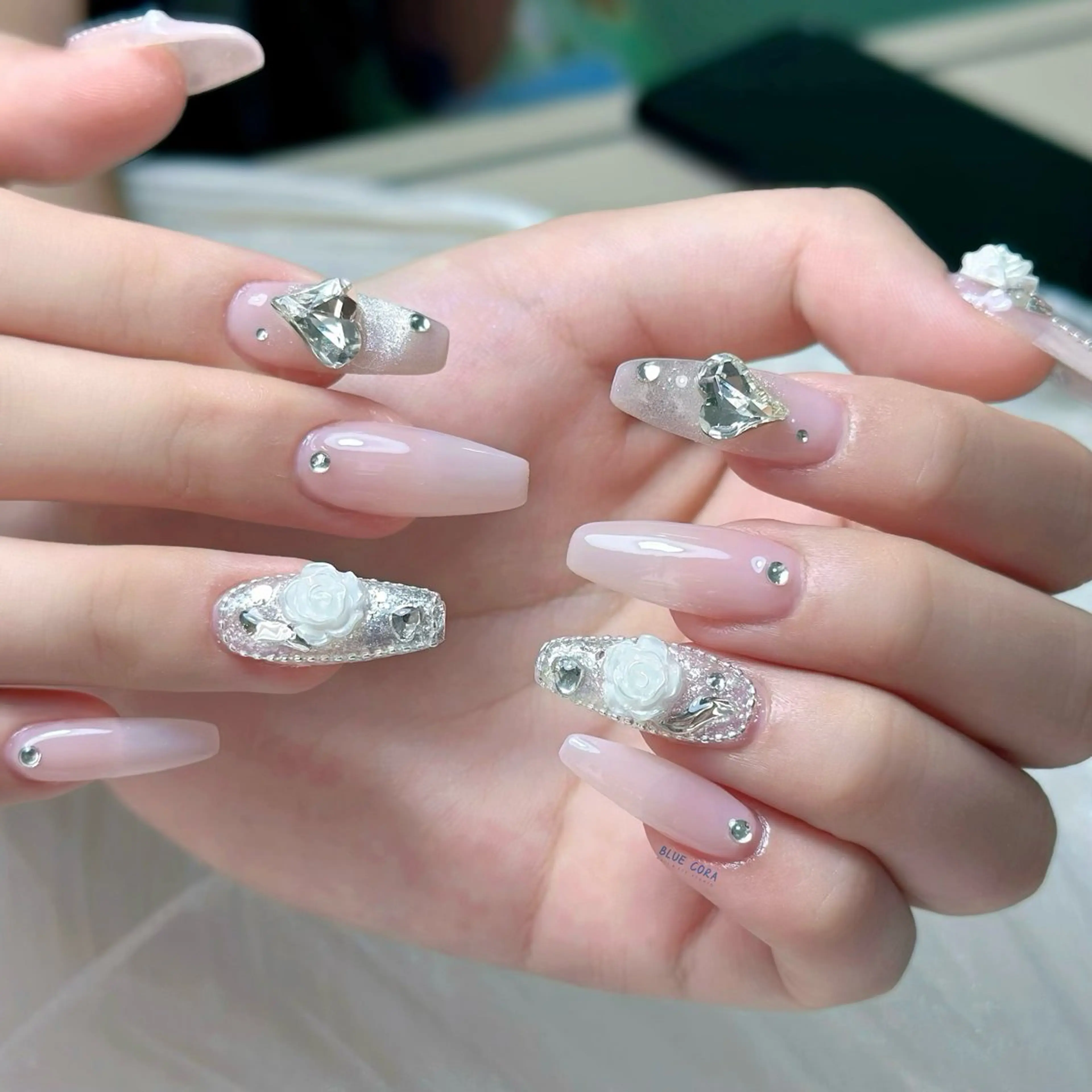 ネイル クリアネイル ラメ(グリッター) BLUE CORA所属・BLUE CORAのネイルデザイン