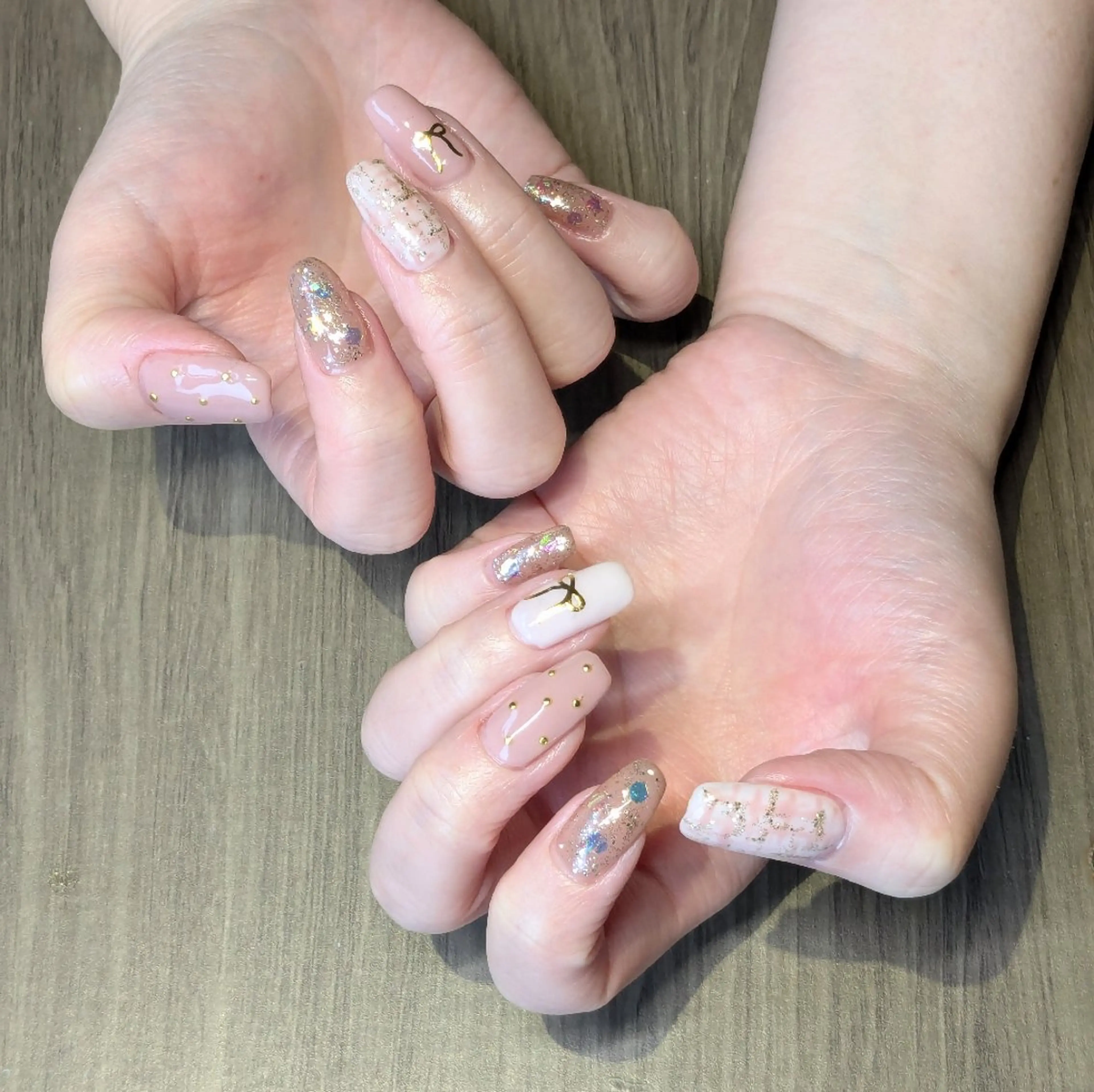 ネイル ラメ(グリッター) 冬ネイル クリスマス ハンドネイル ゆりかご所属・ネイルサロン ゆりかごのネイルデザイン