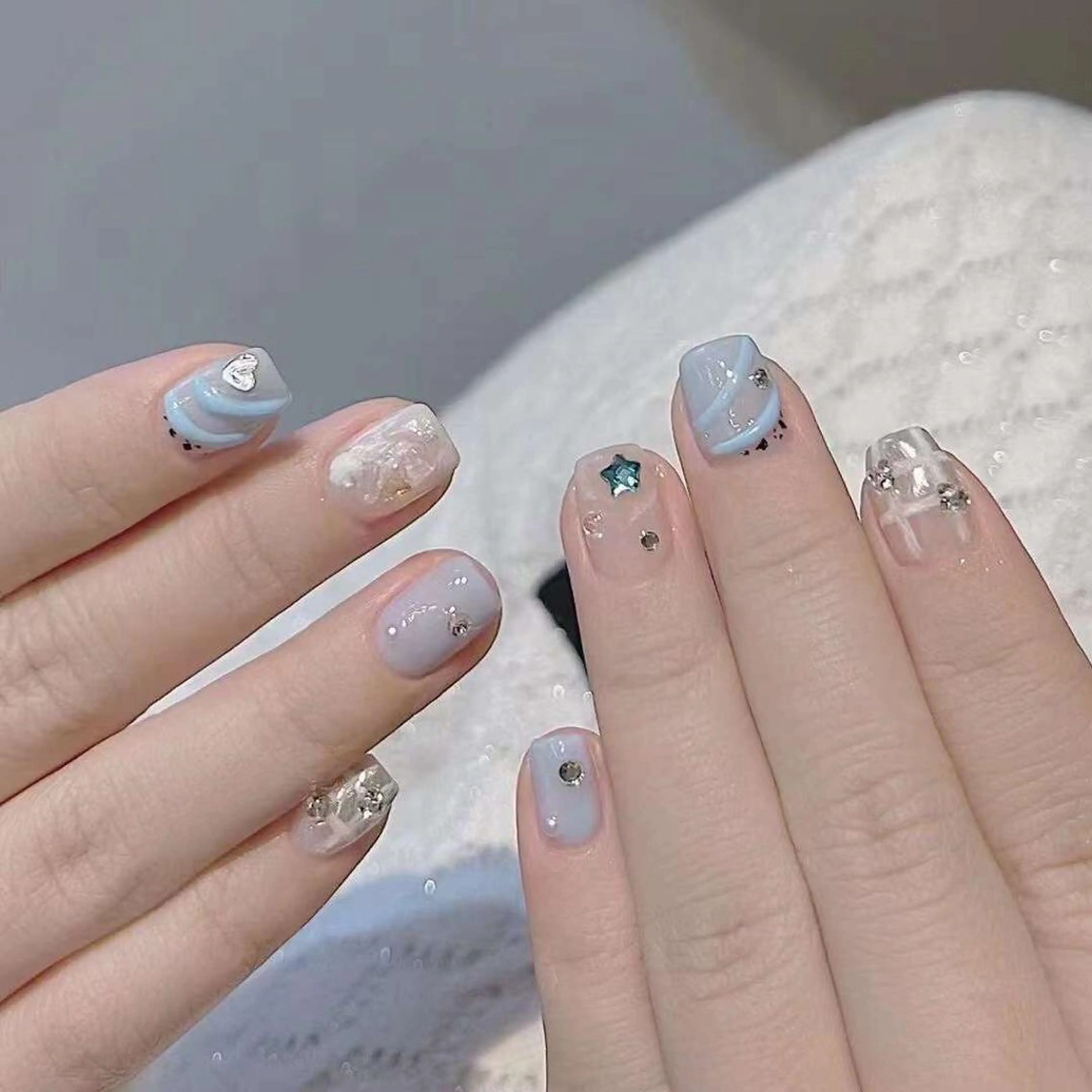 ネイル ハンドネイル VIVIAN リサのネイルデザイン