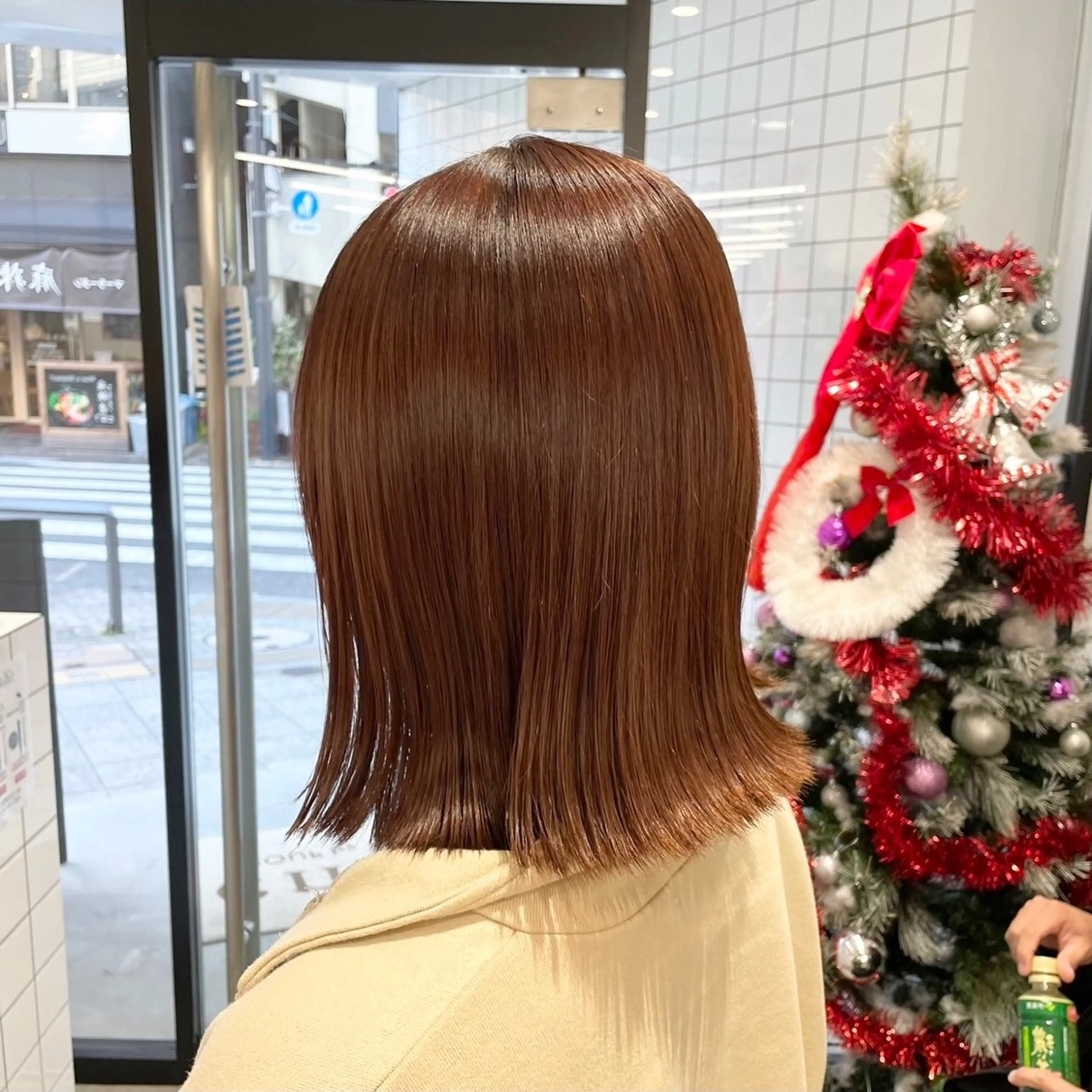 セミロング カラー パーマ ヘアアレンジ メンズ ブラウンカラー オレンジ オレンジブラウン トリートメント mona/ ストレートスタイル✨のヘアスタイル