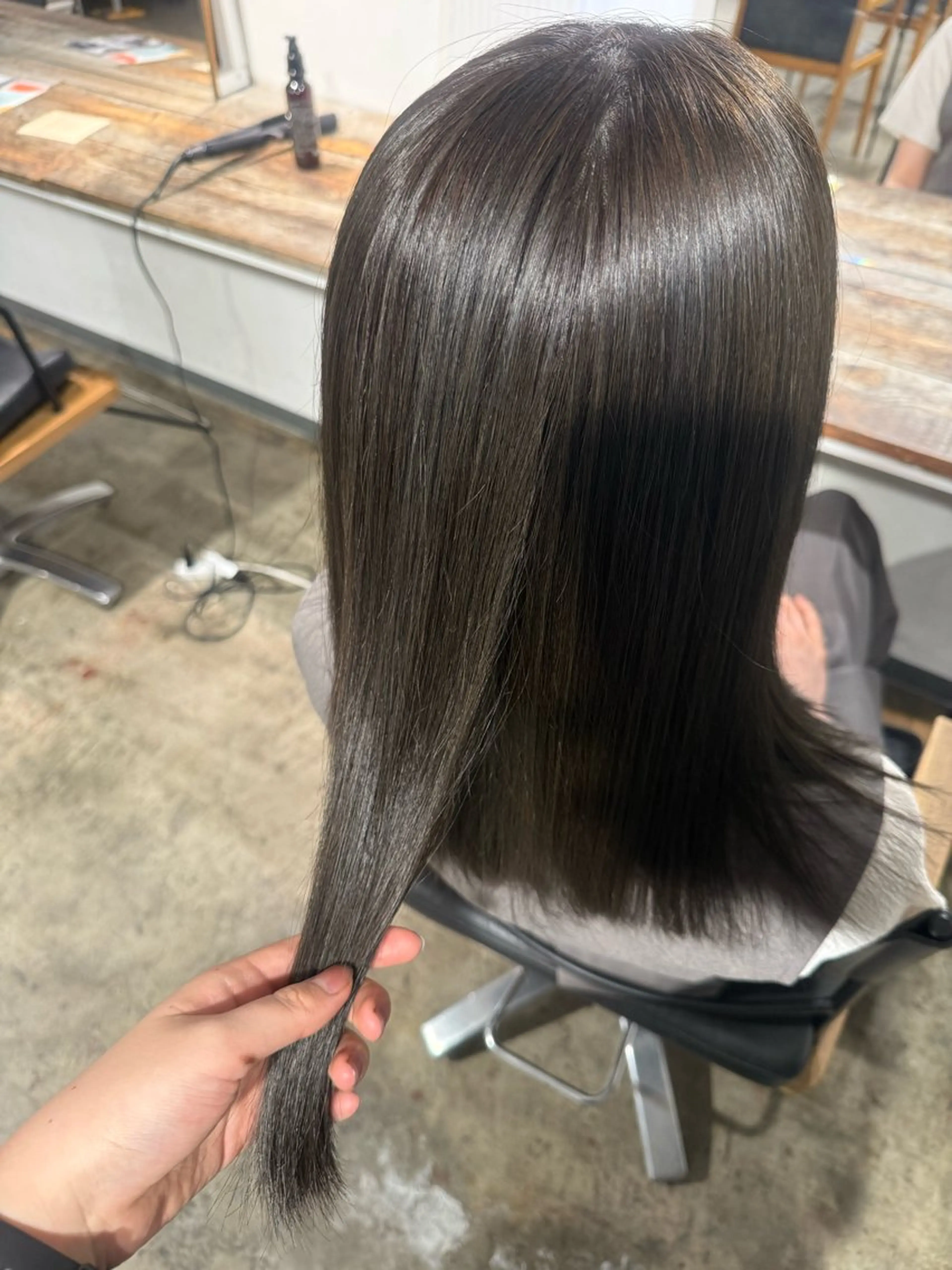 🥣"赤み消し"艶カラー+無料トリートメント💫の写真