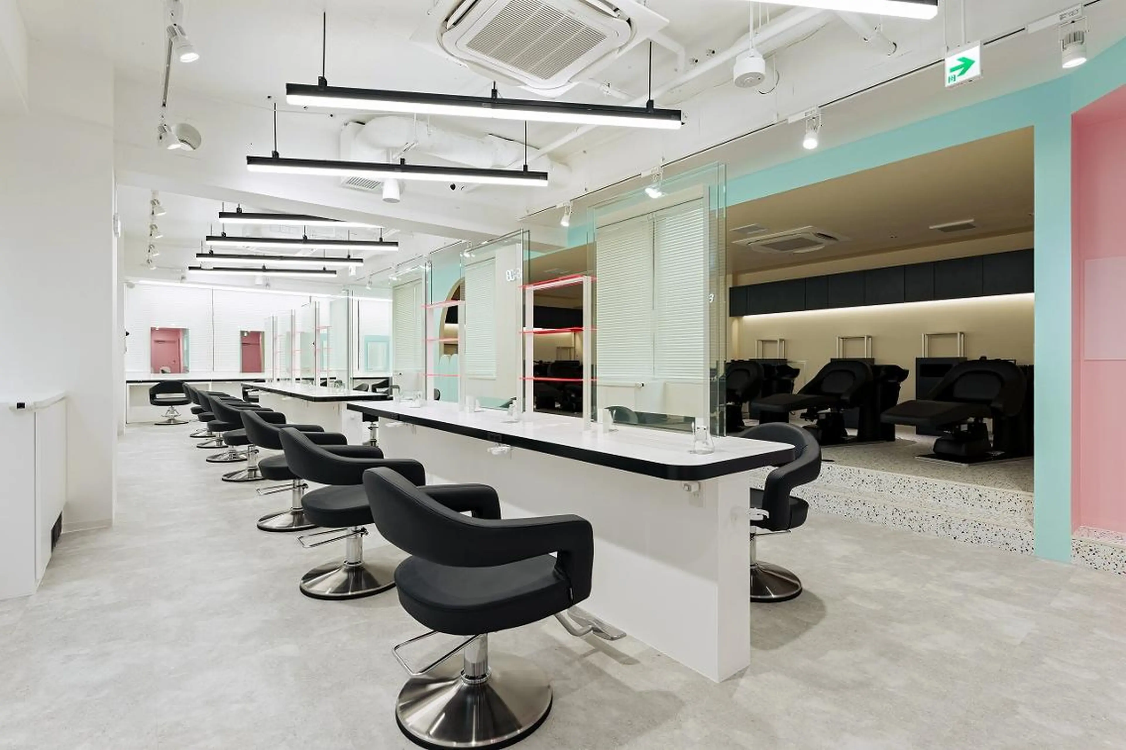 ［THEATER 仙台店🌼］公式のヘアスタイル