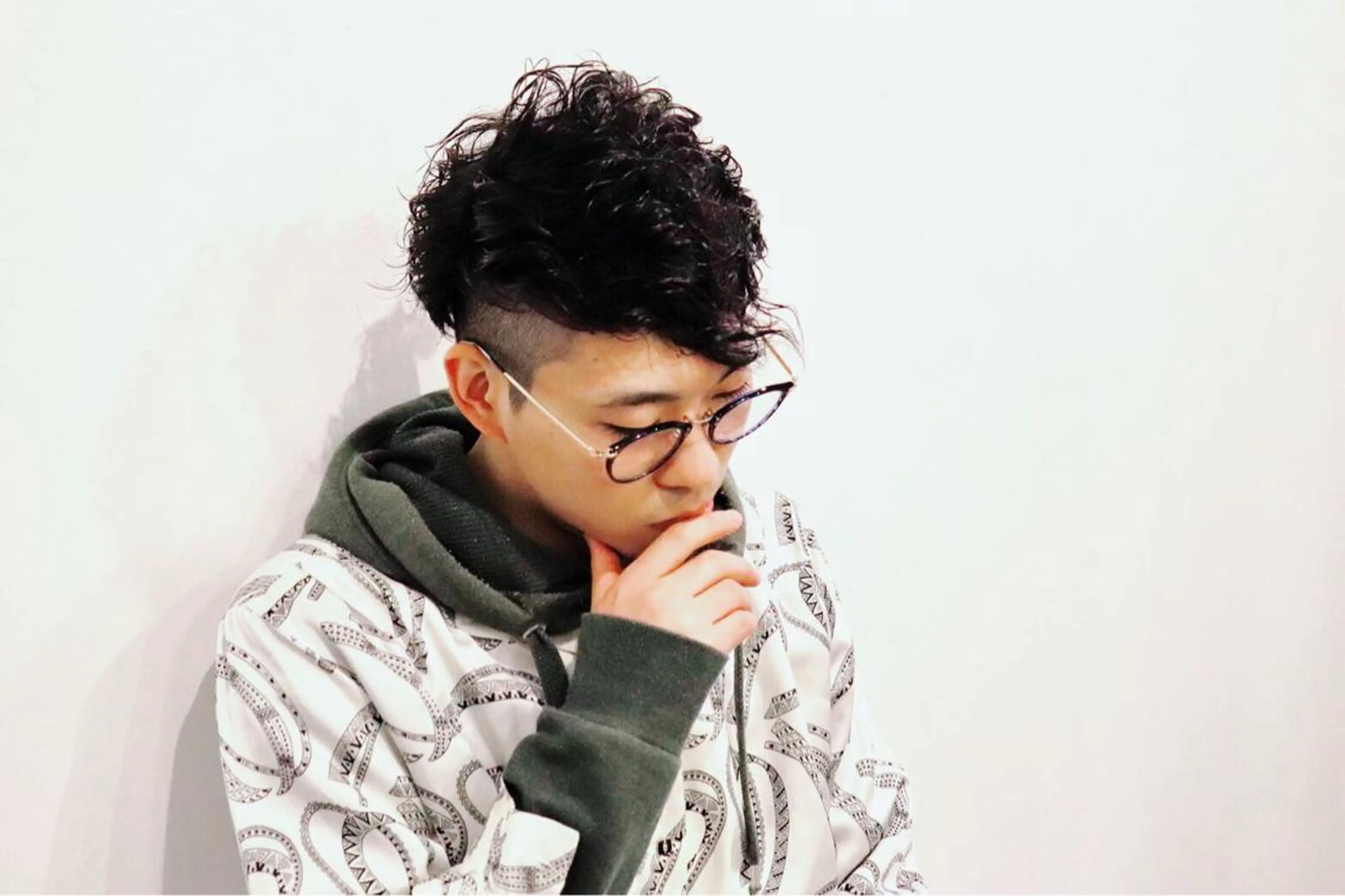 ショート パーマ メンズ kiitos所属・関西センターパート メンズモデル募集のヘアスタイル