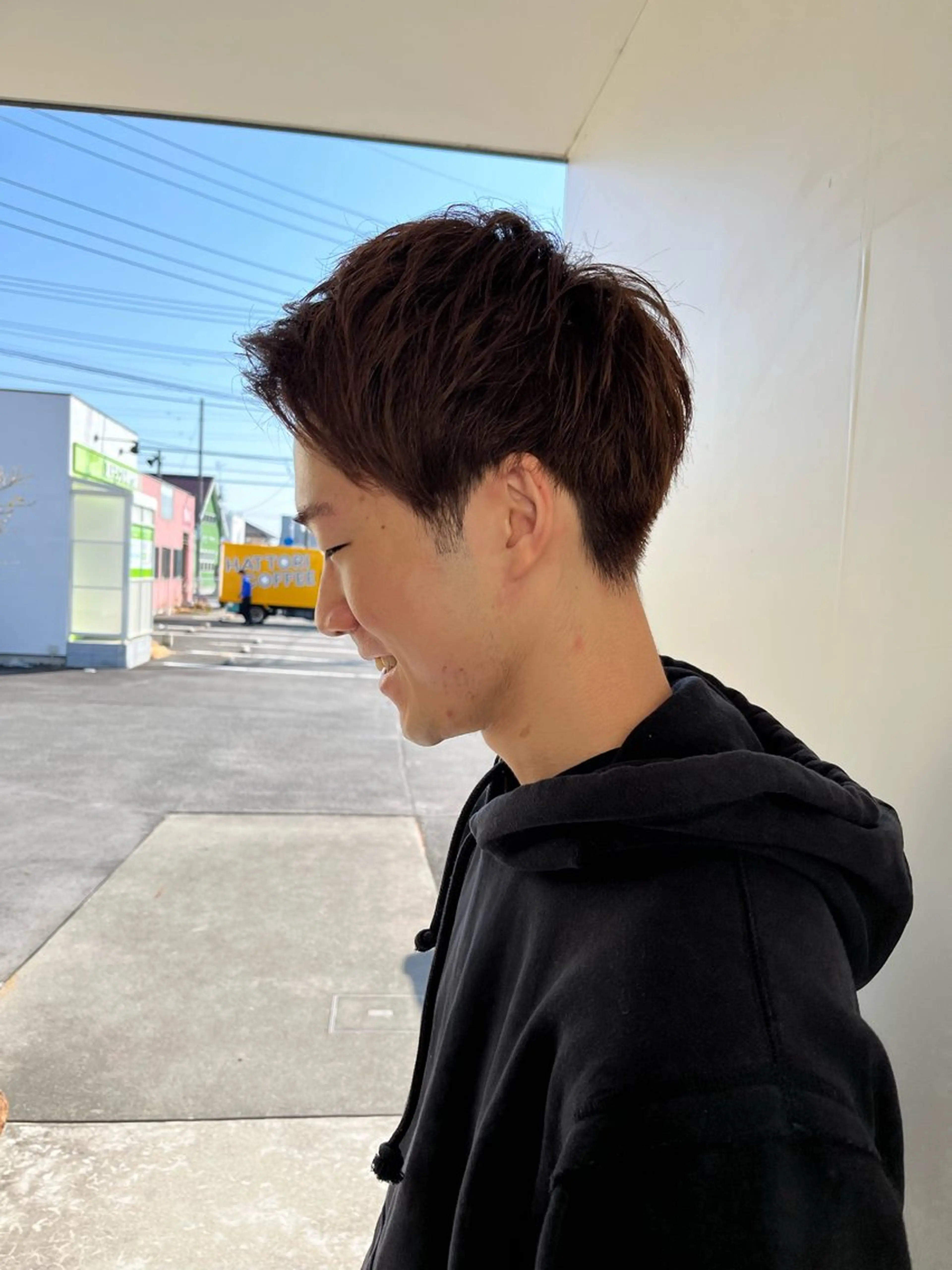 カラー メンズ 松本 茜のヘアスタイル