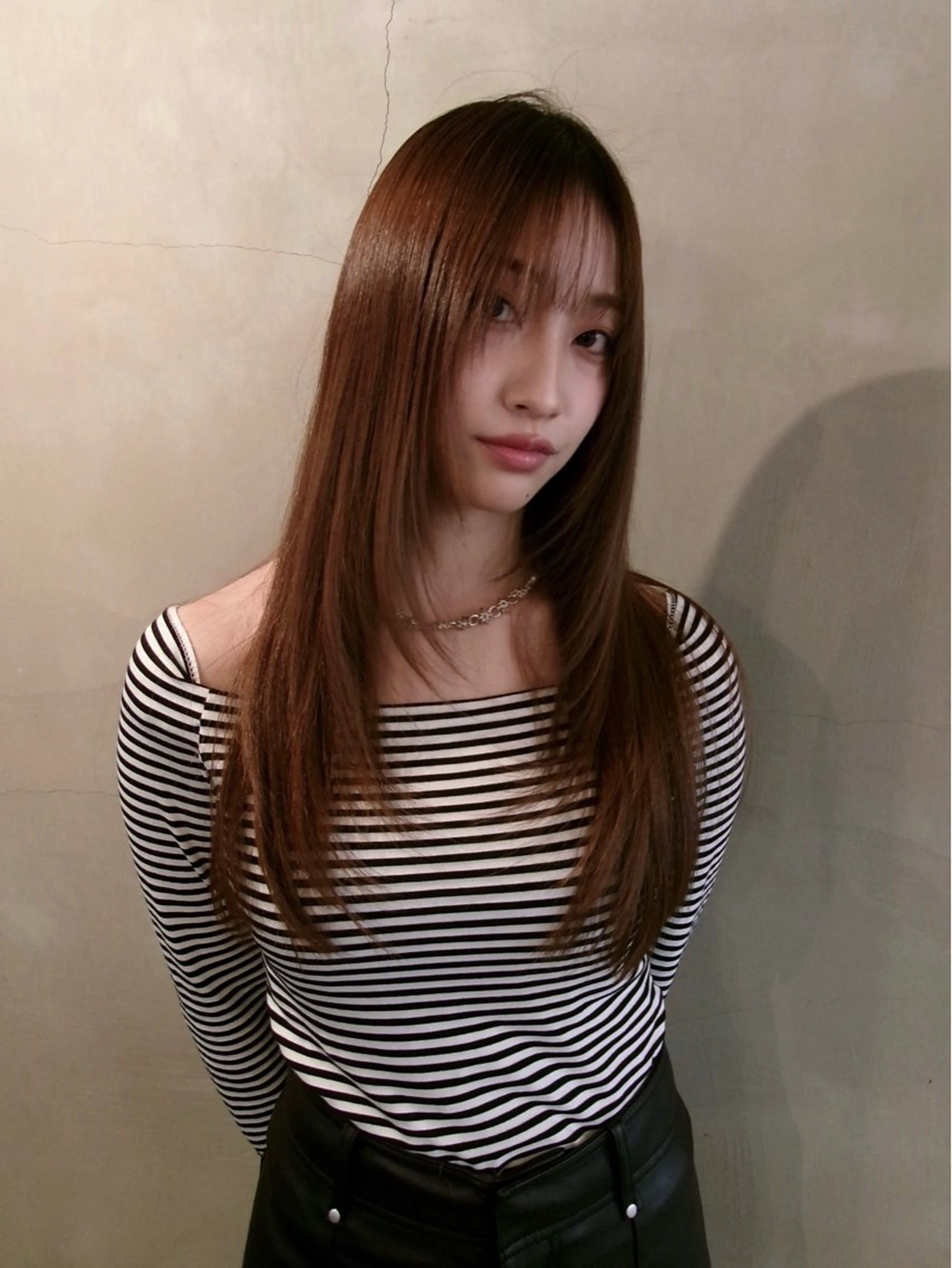 ミディアム カラー レイヤーカット 小顔カット カット ヘアカラー 林　蓮／レイヤー /透明感カラーのヘアスタイル