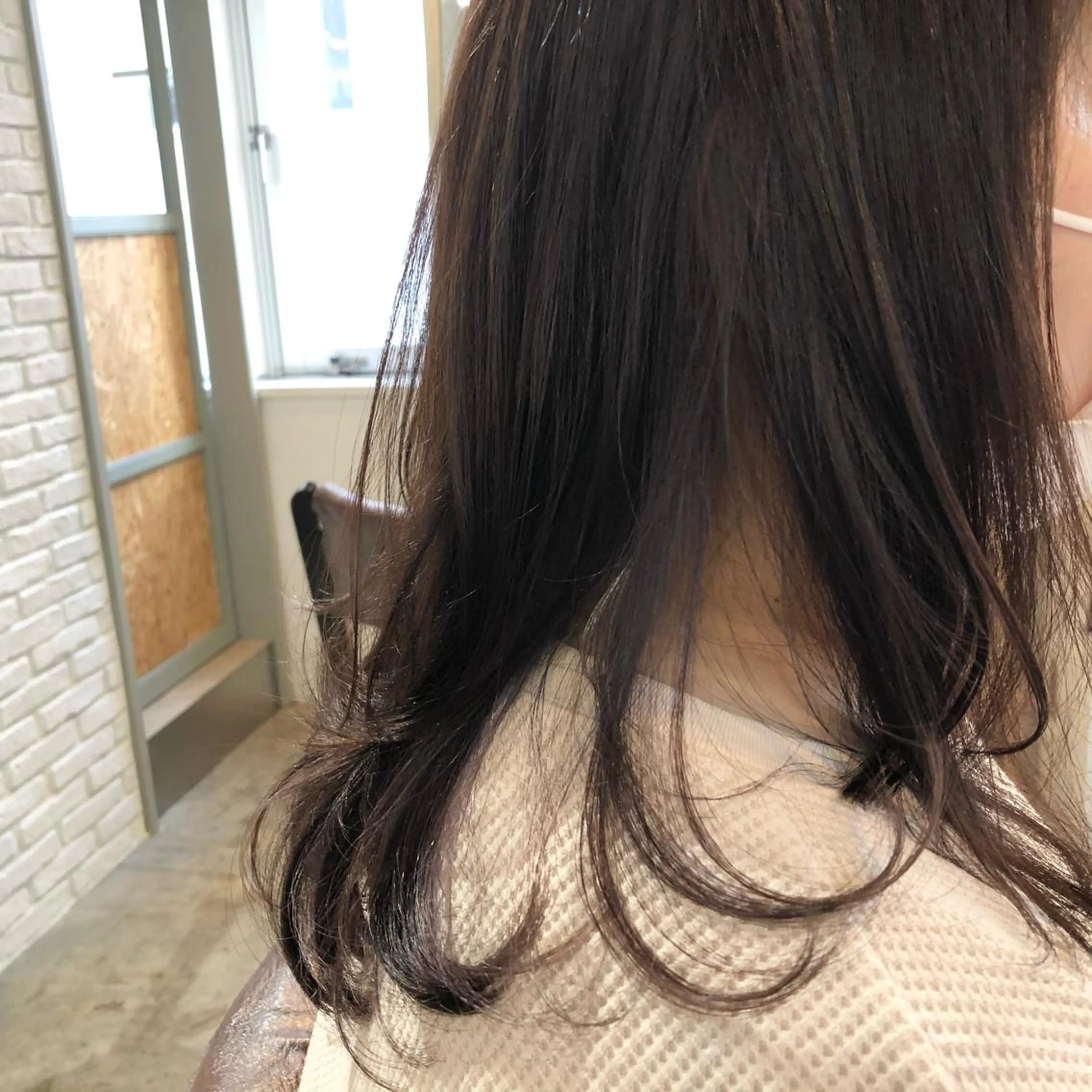 ミディアム カラー 江里 太介のヘアスタイル