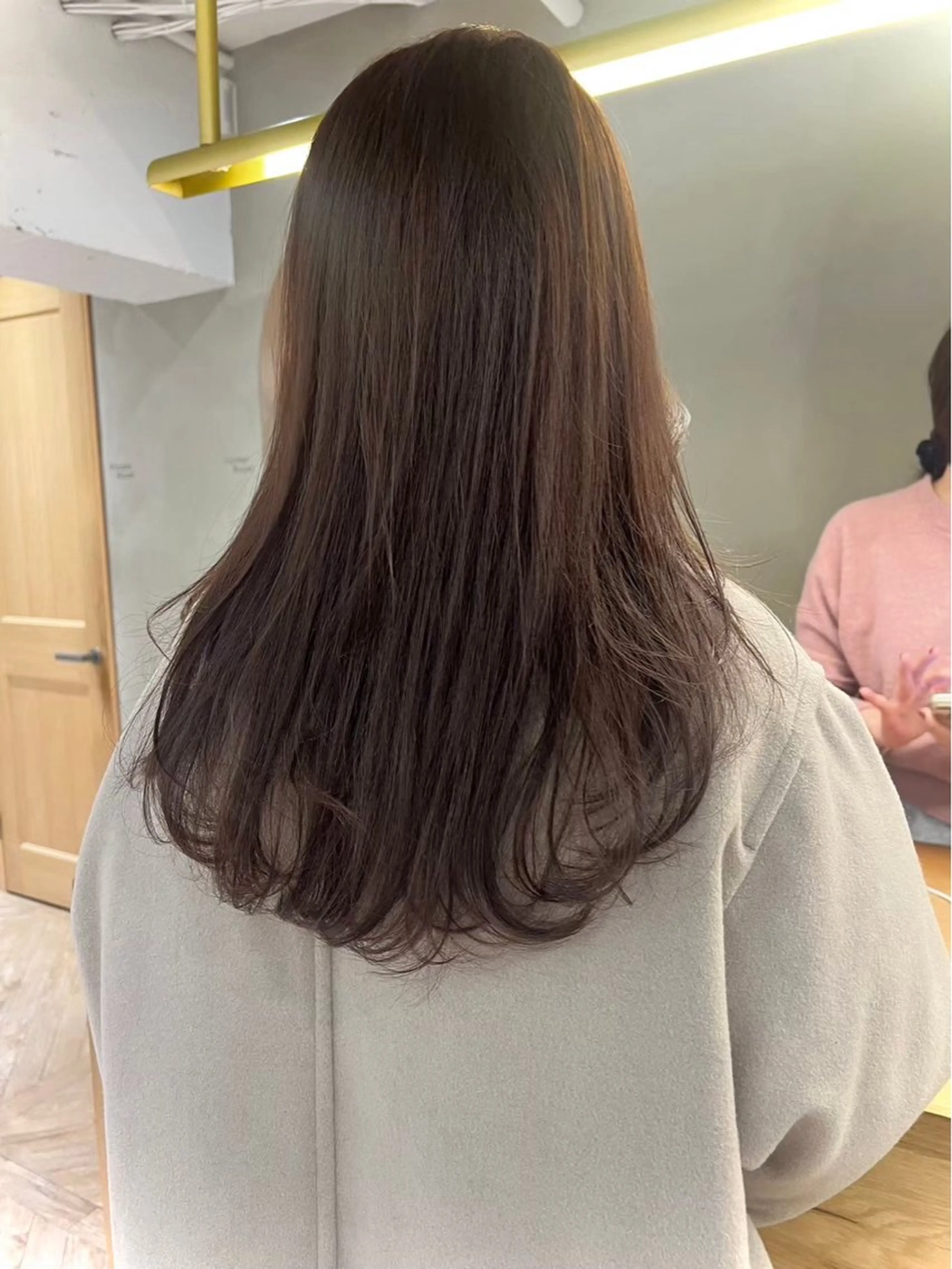 セミロング LOREN＋透明感 オリーブhirokoのヘアスタイル