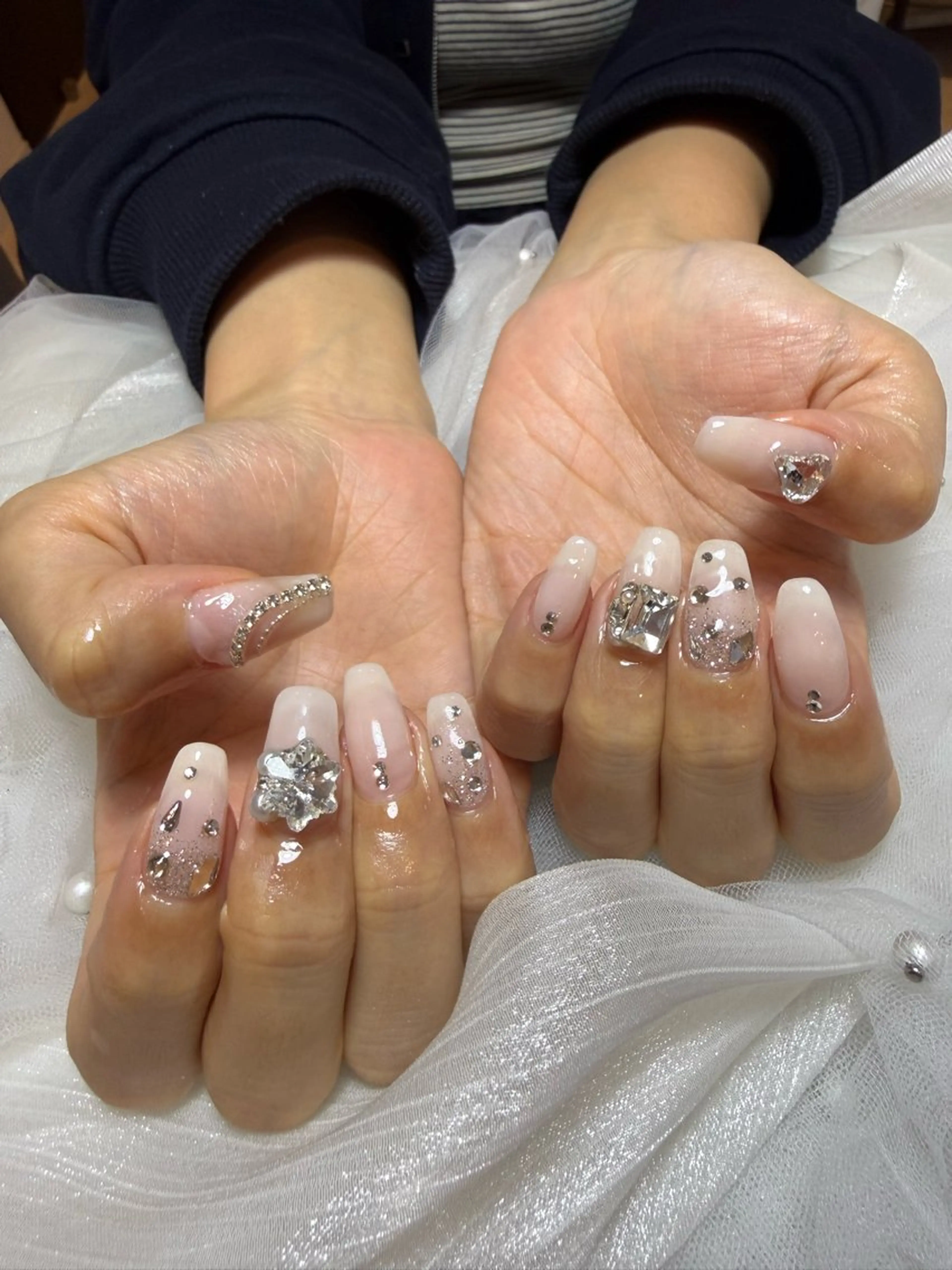 ネイル キラキラネイル 韓国ネイル ハンドネイル 自宅サロン鎌倉 KORONのネイルデザイン