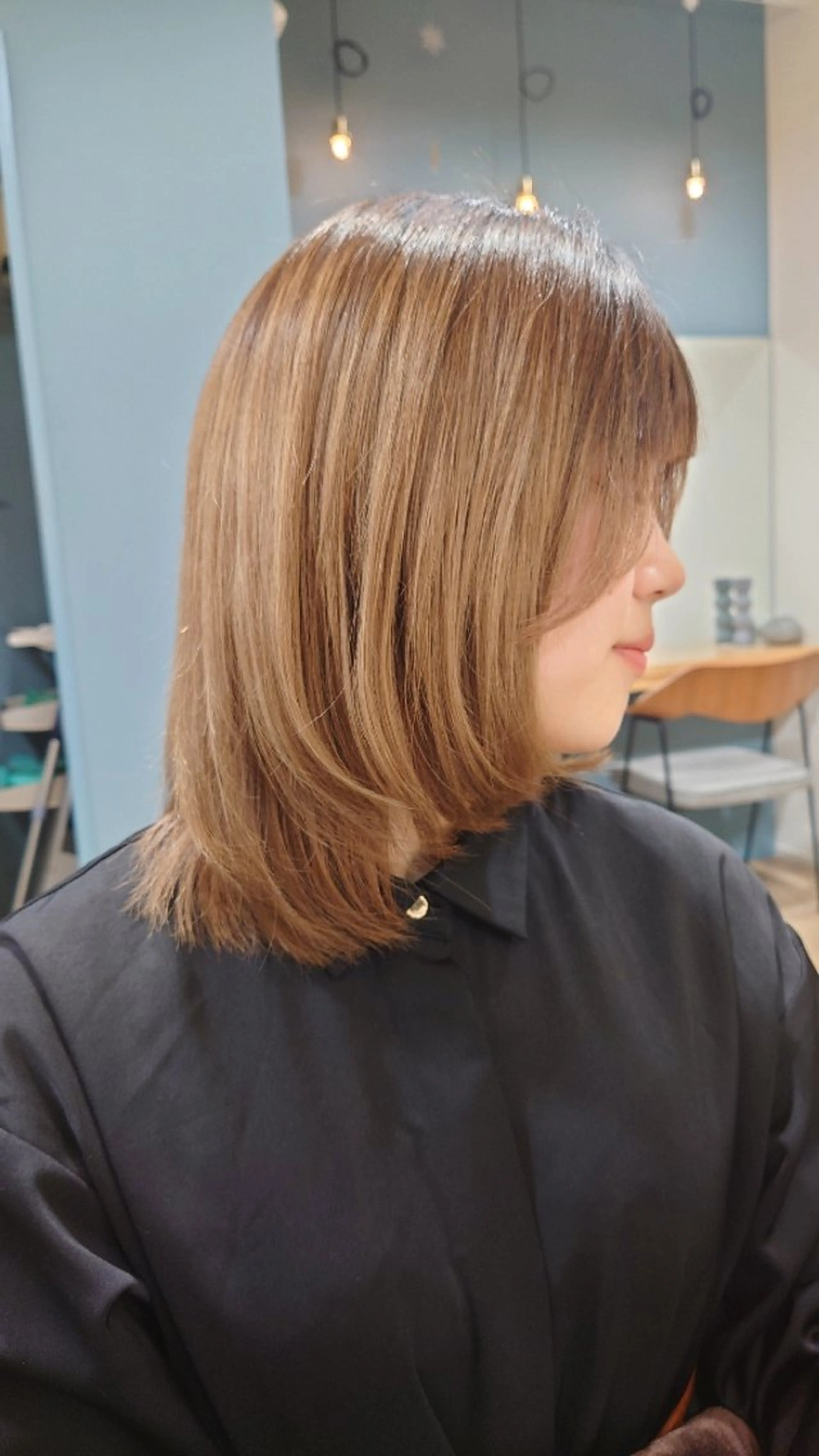 ミディアム カラー レイヤーカット カット ヘアカラー CESLIONS祐天寺所属・田中将平【 サロンマネージャー】のヘアスタイル