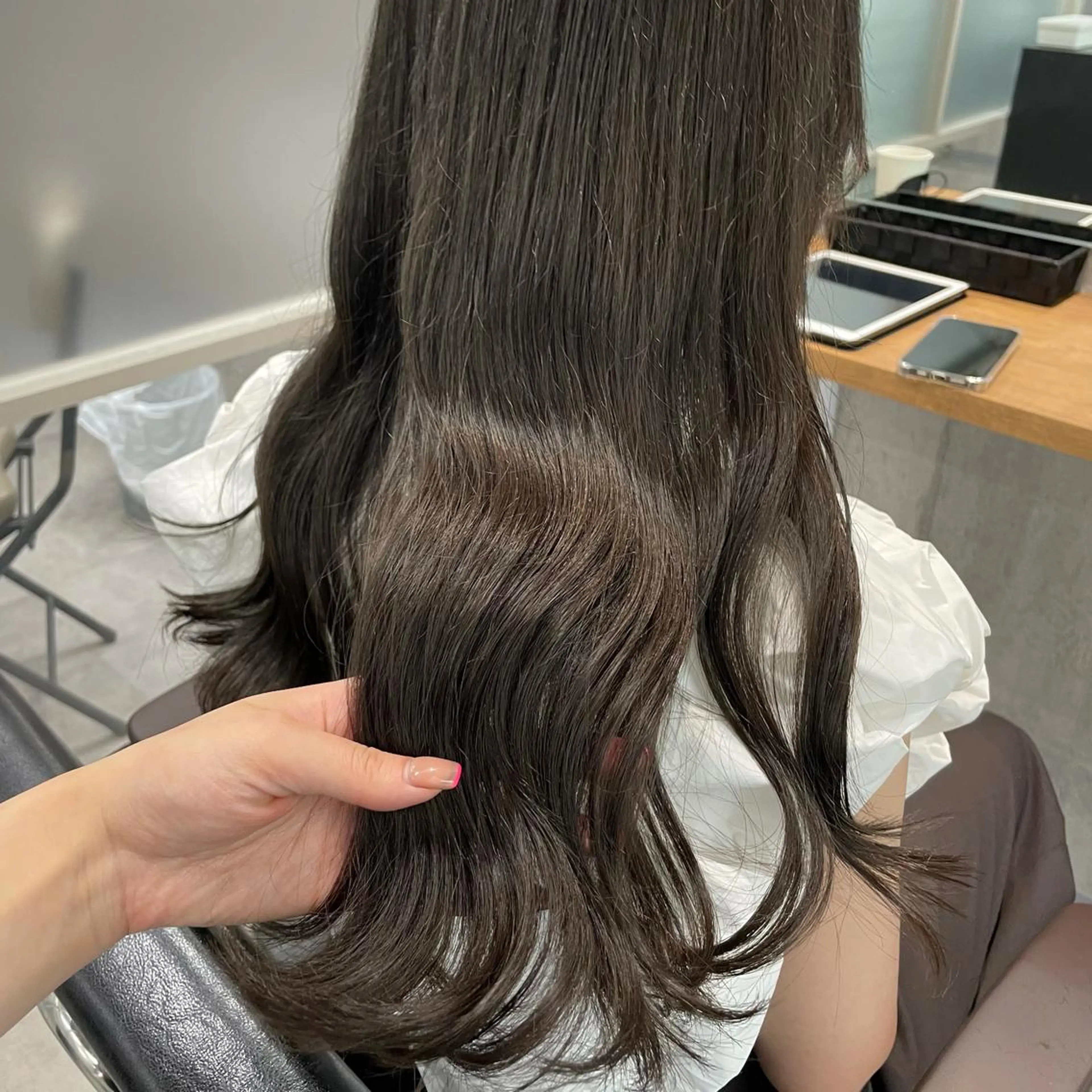 カラー オオカワユウキ 🎀newi池袋のヘアスタイル