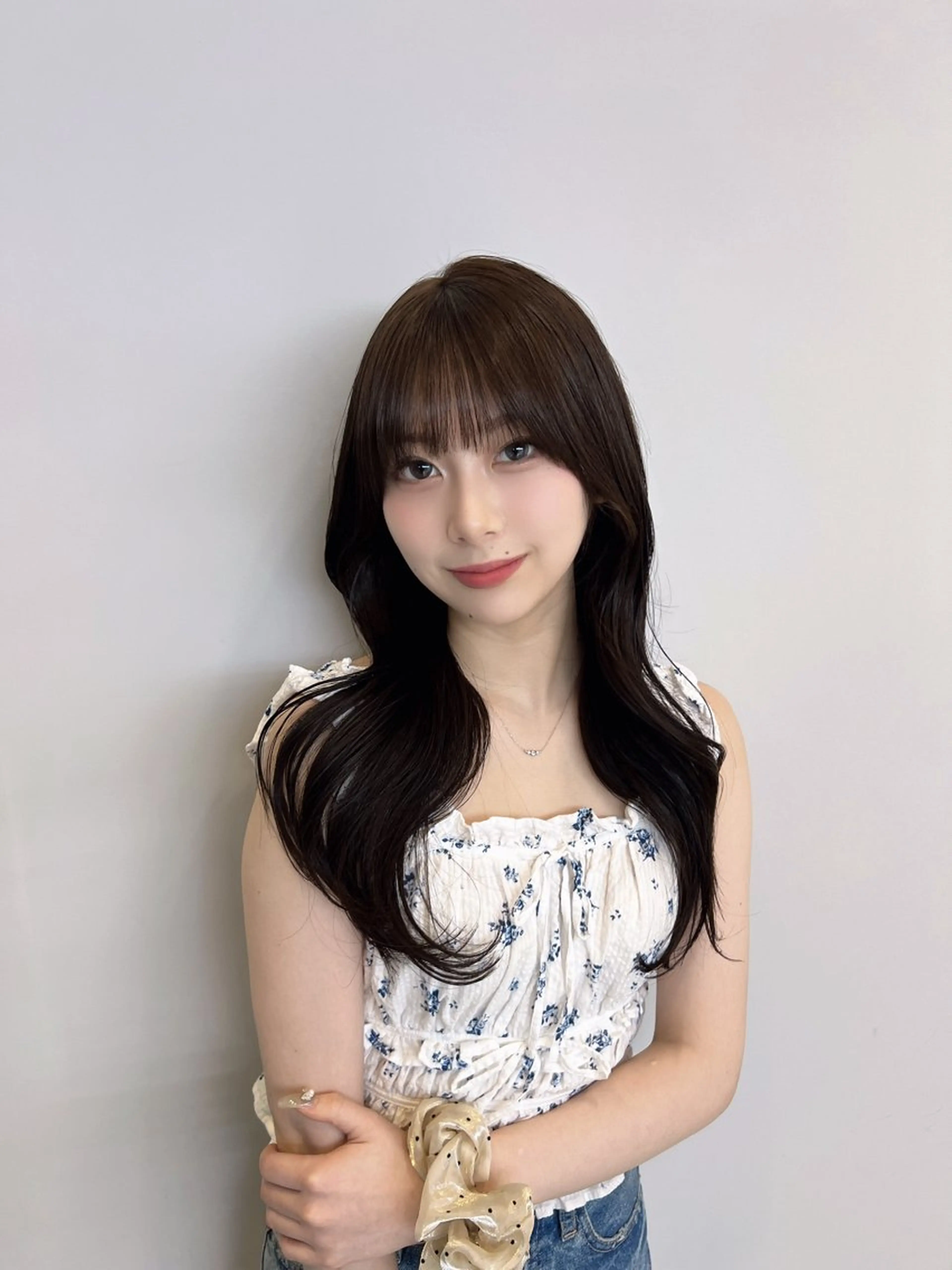 ロング カラー グレージュ オリーブグレージュ オリーブグレー レイヤーカット カット ヘアカラー トリートメント レイヤー/髪質改善 DAISUKEのヘアスタイル