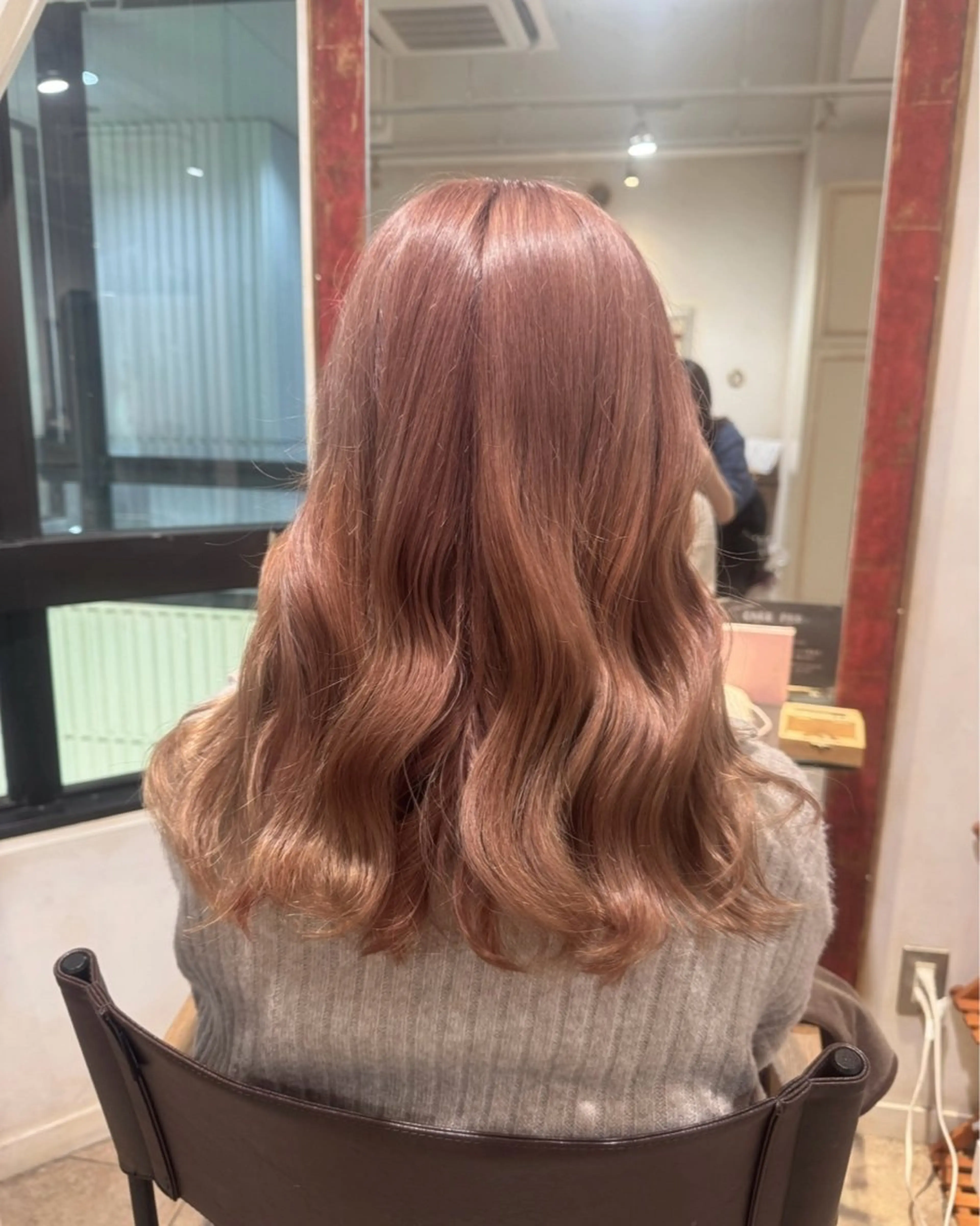 ミディアム カラー ブリーチ 🩰片川 真白🪽のヘアスタイル