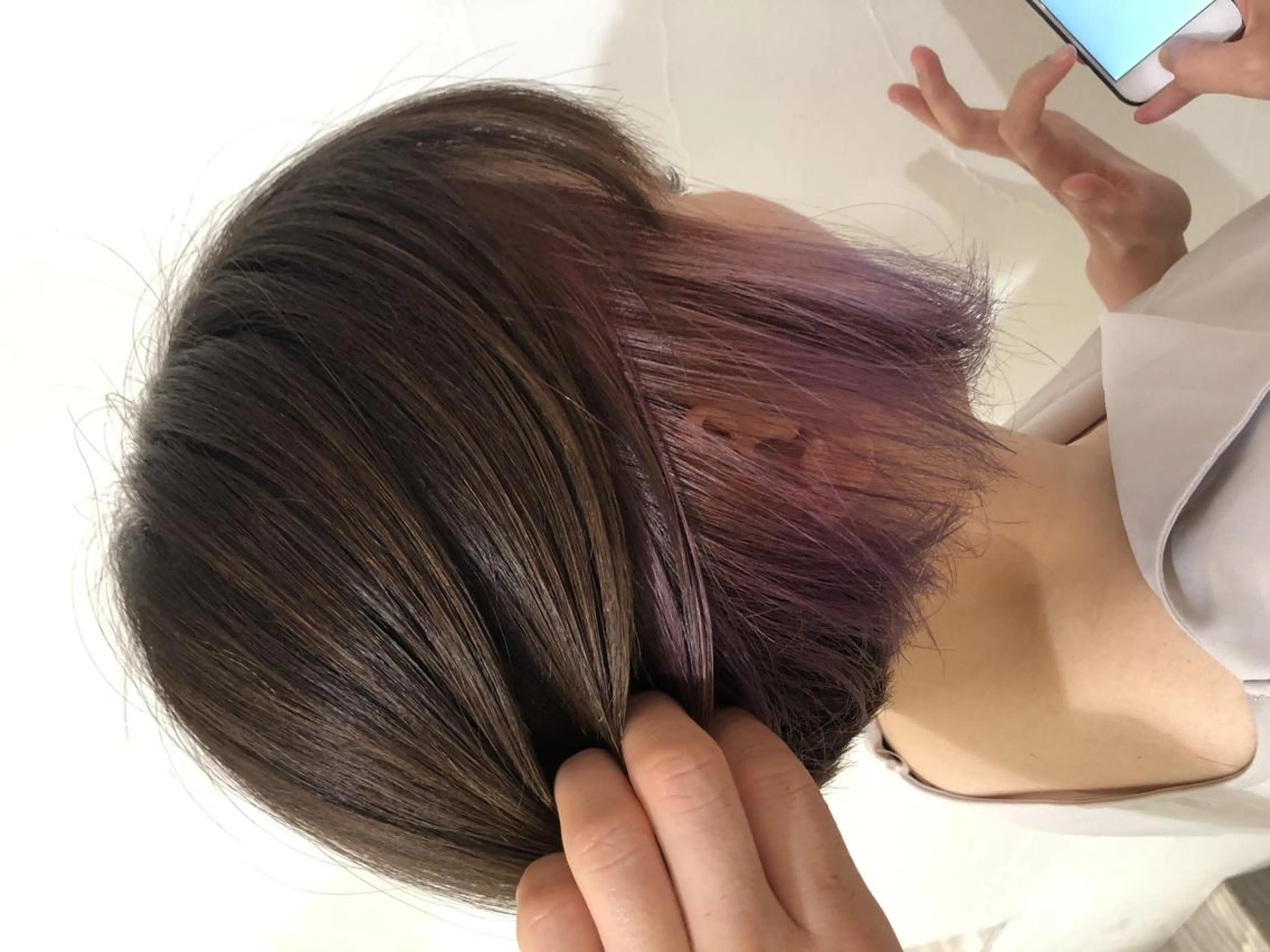 カラー 下池 紗加のヘアスタイル