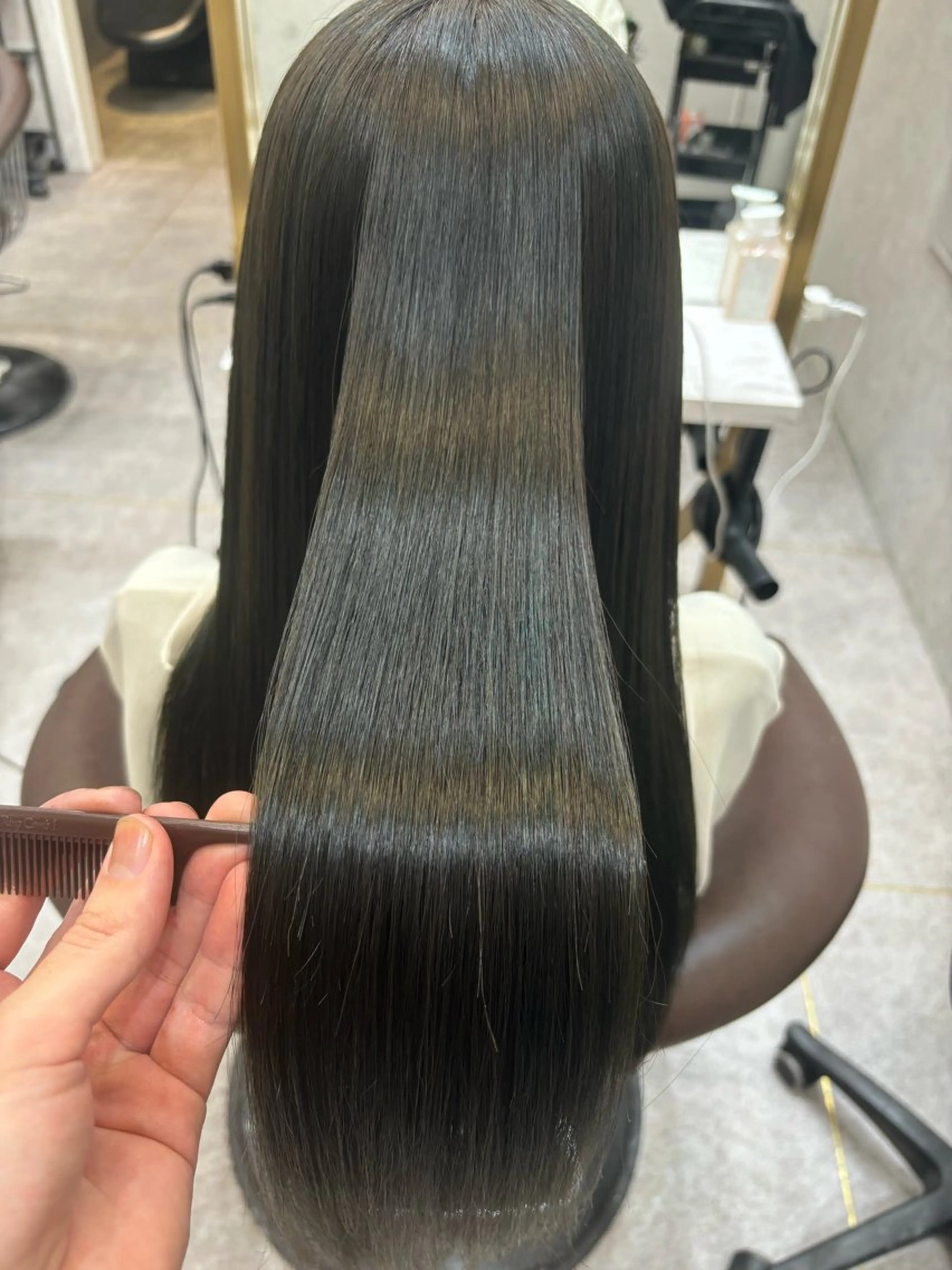 ロング カラー 透明感カラー オリーブカラー 縮毛矯正 ブロンド/ベージュ系 /🪽そうま🪽のヘアスタイル