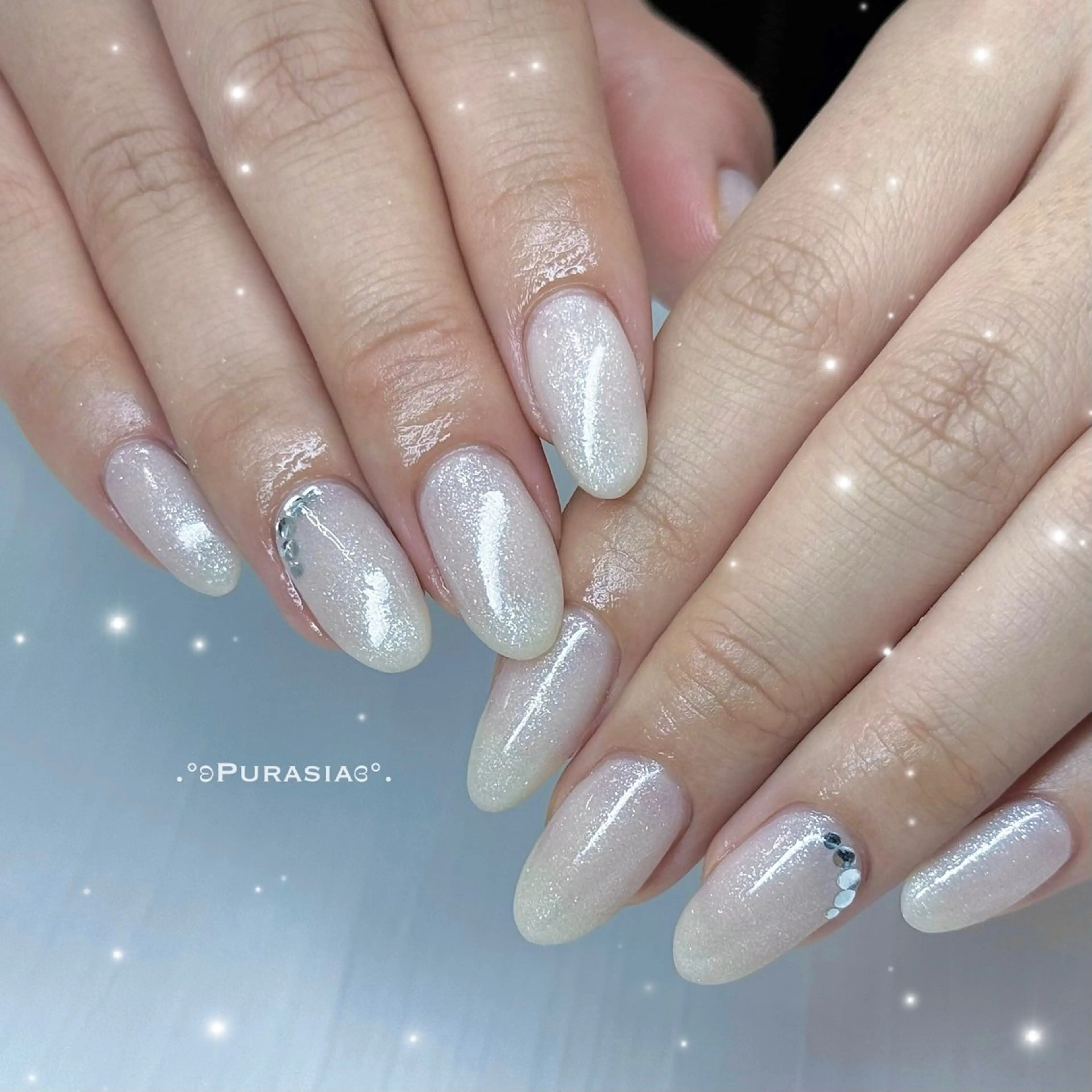 ネイル キラキラネイル ワンカラーネイル ワンホンネイル ハンドネイル Purasia高橋✧ マグ/ワンホン/地雷のネイルデザイン