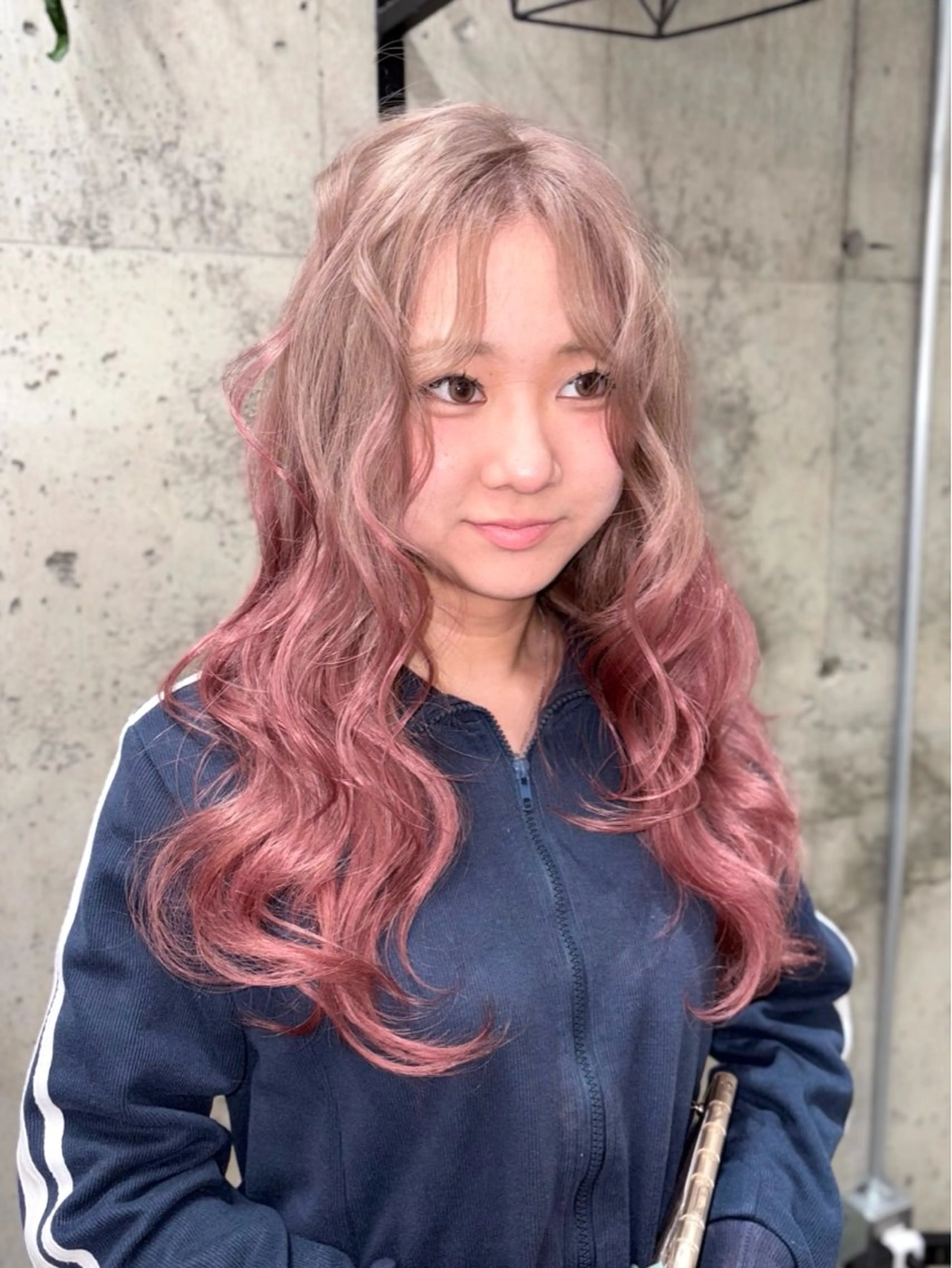 ロング カラー ヘアアレンジ ハイトーンカラー/ miyuuのヘアスタイル