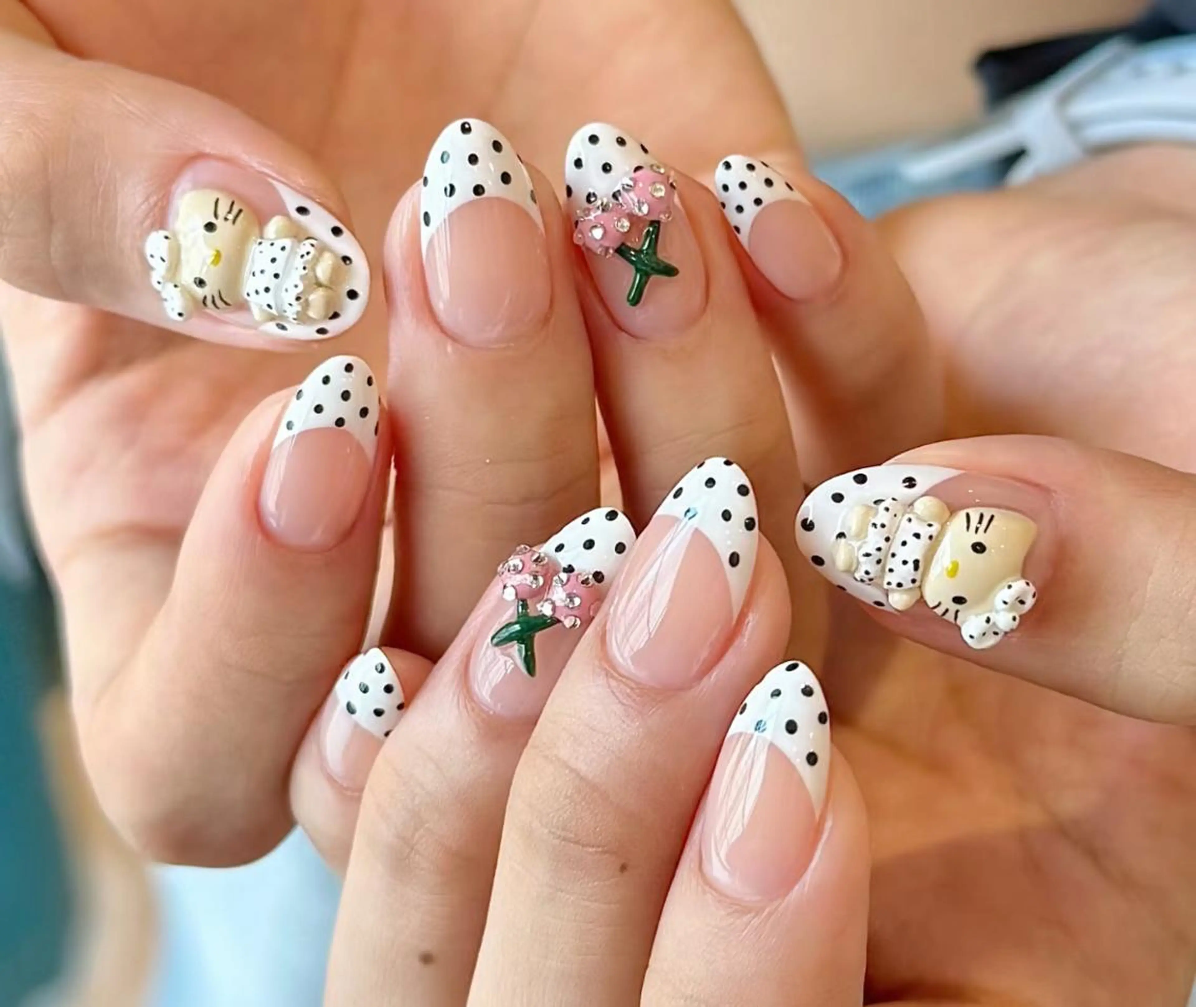 ネイル ハンドネイル ハンドケア 🍑 momo_nailのネイルデザイン