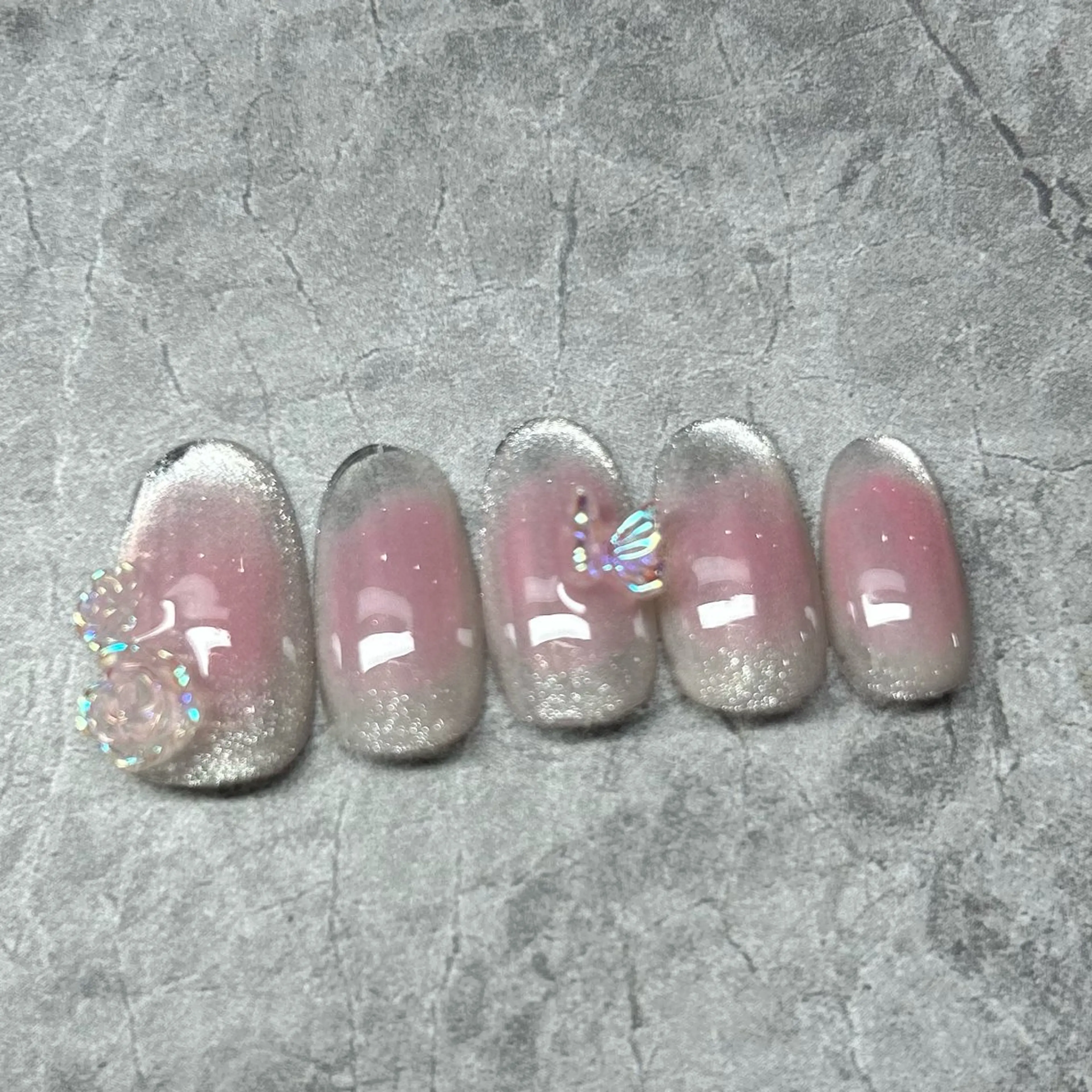 ネイル ハンドネイル フットネイル eyelash ＆nail  REVE立川南口店所属・REVE南口 🌺yuina🌺のネイルデザイン