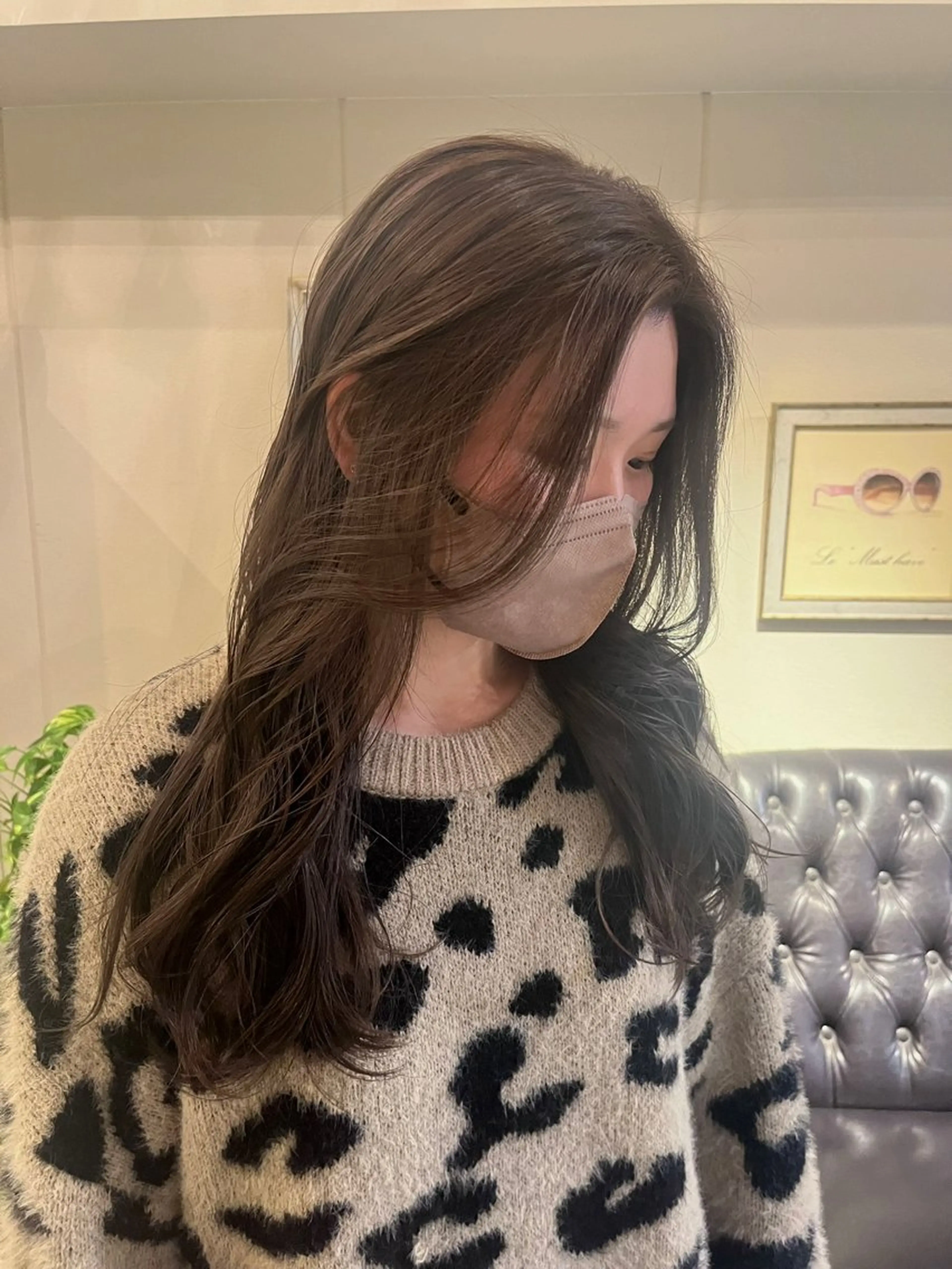 カラー グレージュ ヘアカラー hair design chouchou所属・イイダ ヒナのヘアスタイル