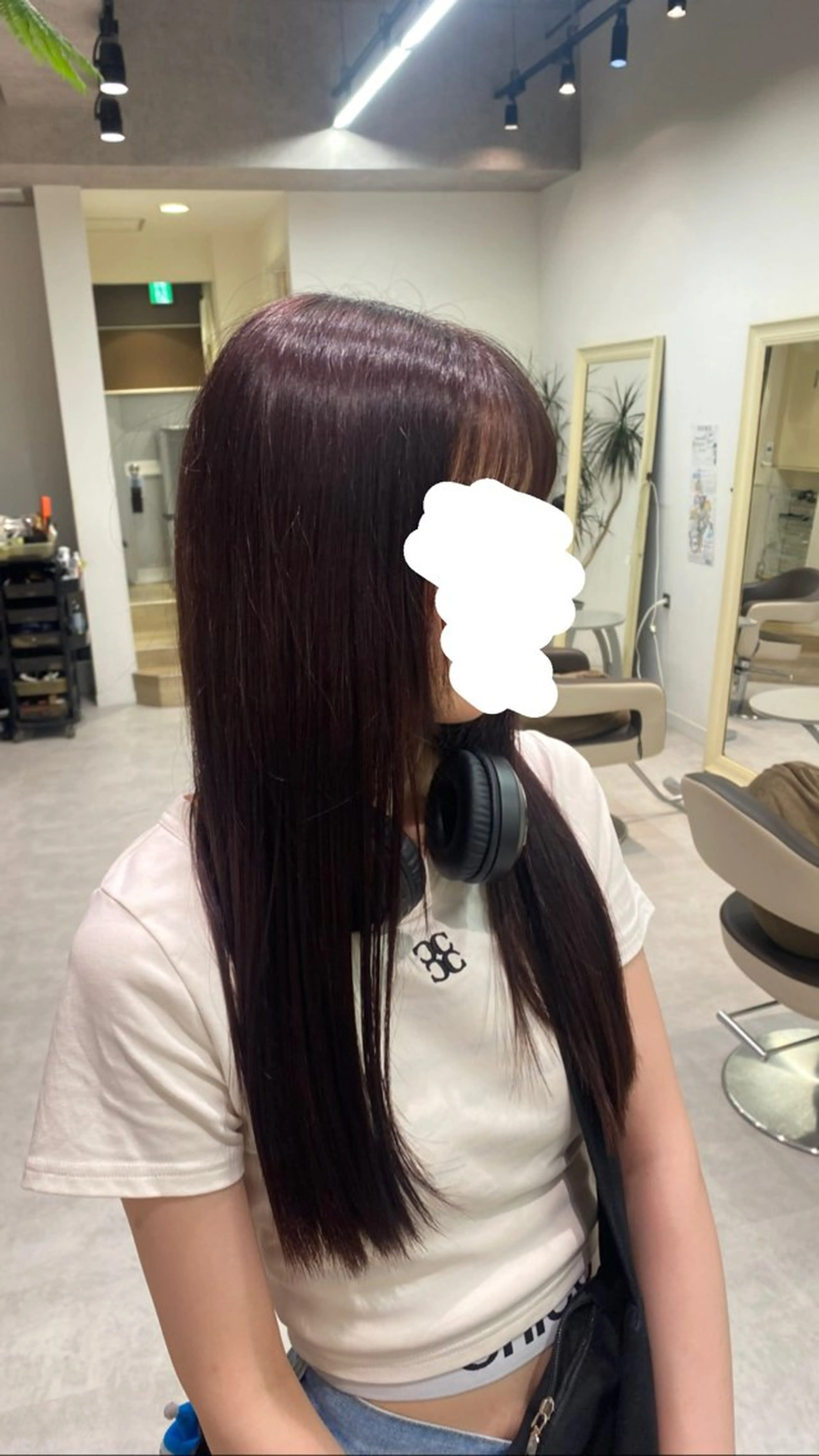 ロング トリートメント omocha umiのヘアスタイル